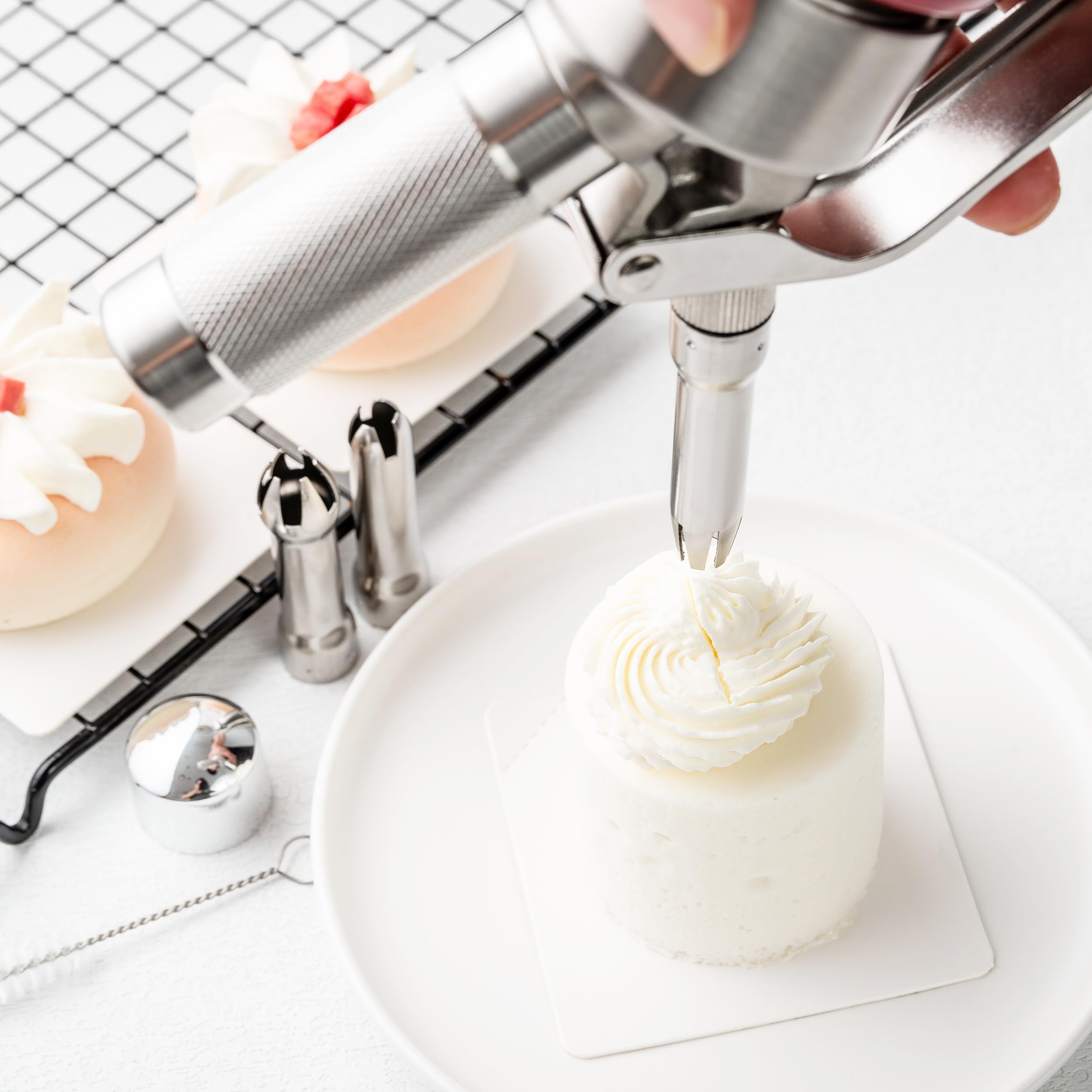 Amazon | ホイップクリームディスペンサー アルミニウム