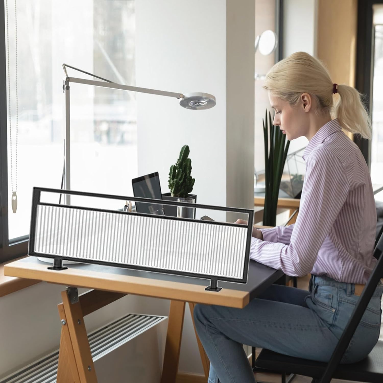 Customizable Matte Tempered Glass Room Divider - Stylish Partition for Dining Areas, Restaurants, Offices & Cafés (Black, 19.7x35.4in) - Enhance Privacy & Decor