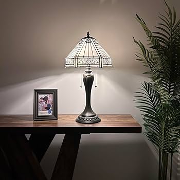 【美品】Tiffany Hexagon Design  テーブルランプ 美品】Tiffany Hexagon Design テーブルランプ