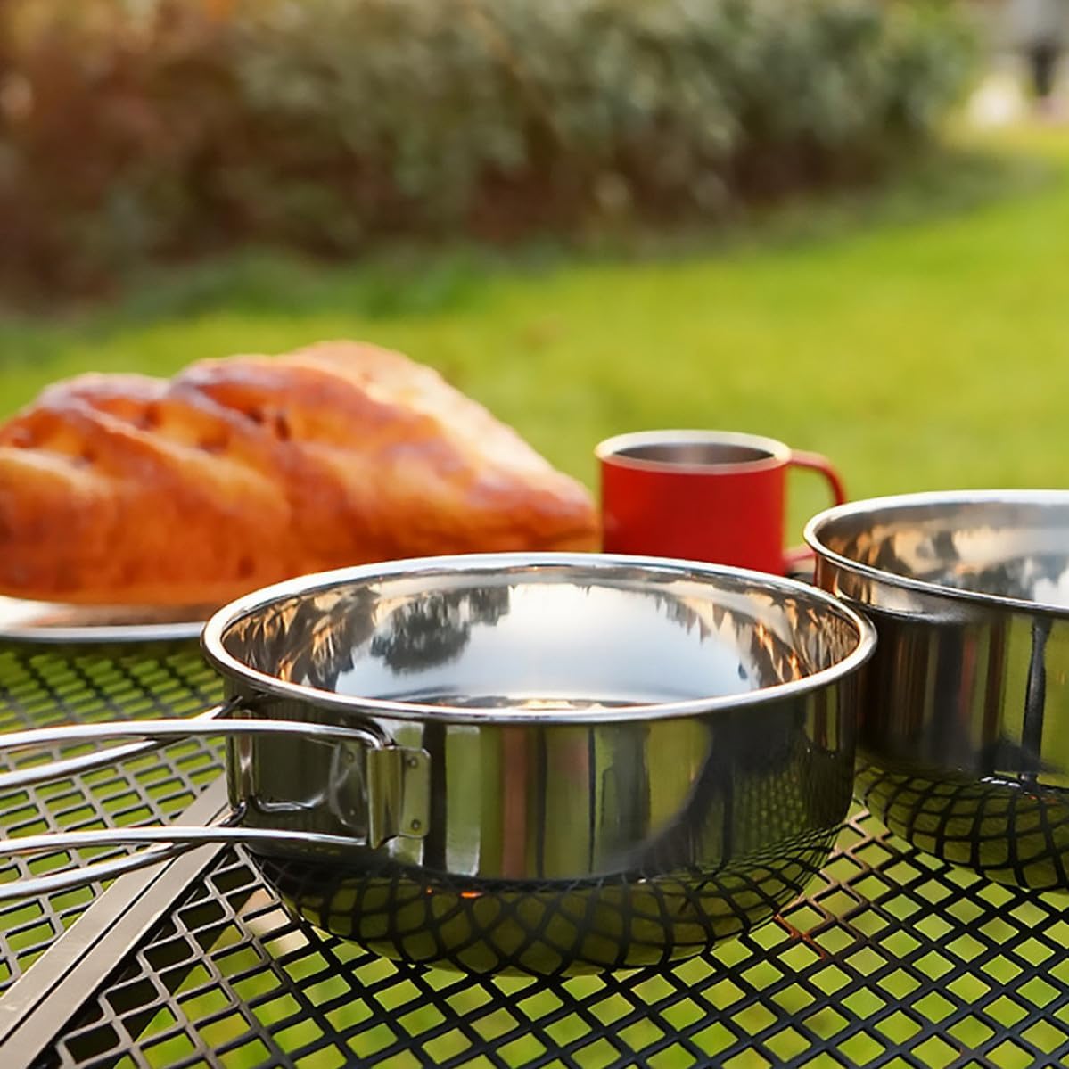 Portable Stainless Steel Folding Bowls with Storage Bag, No Deformation Camping and Hiking Tableware, Sturdy Lightweight Foldable Bowls for Outdoor Use