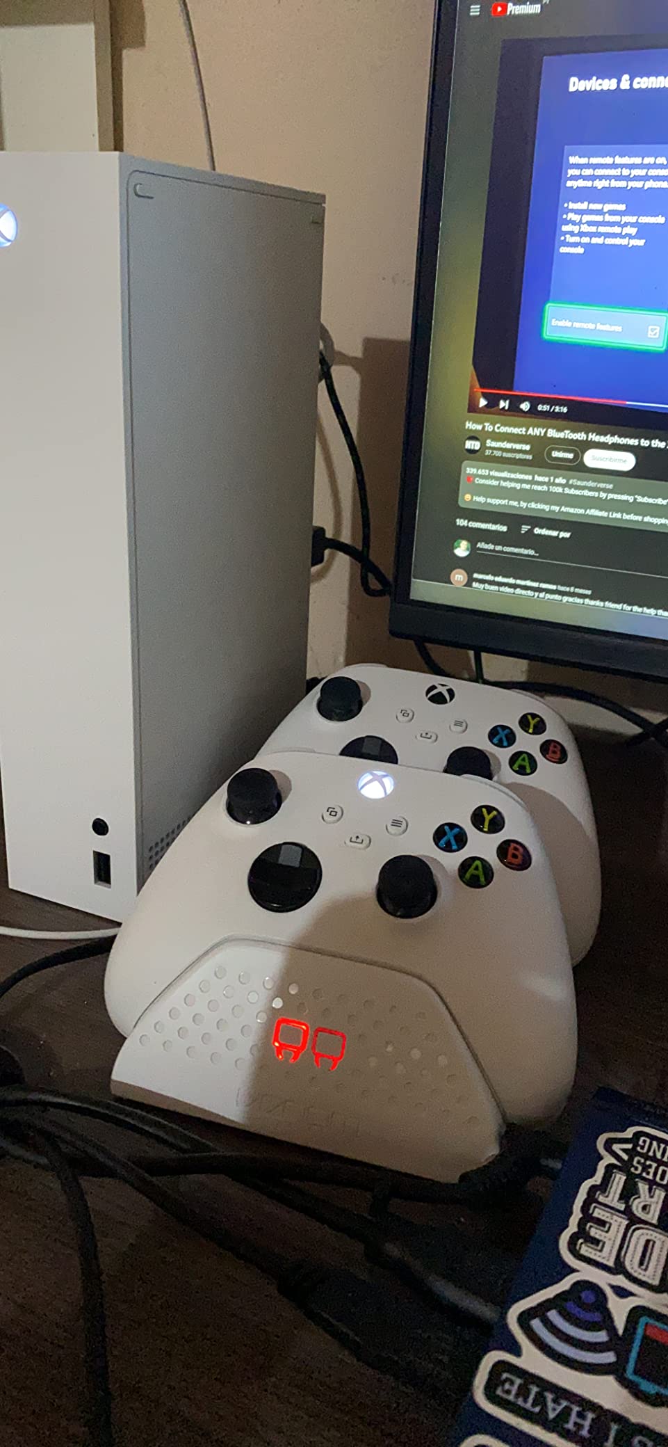 Venom twin charging dock