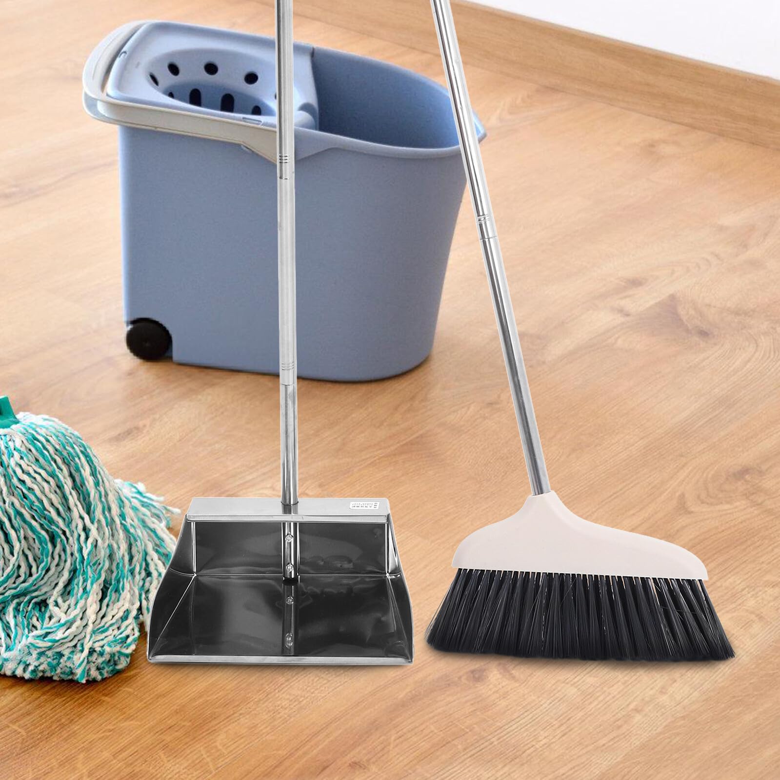 VICASKY 2 Stück Kehrset mit Langem Edelstahl Stiel Stehender Kehrschaufel und Besen Effiziente Bodenreinigung für Haushalt und Büro Modernes Design