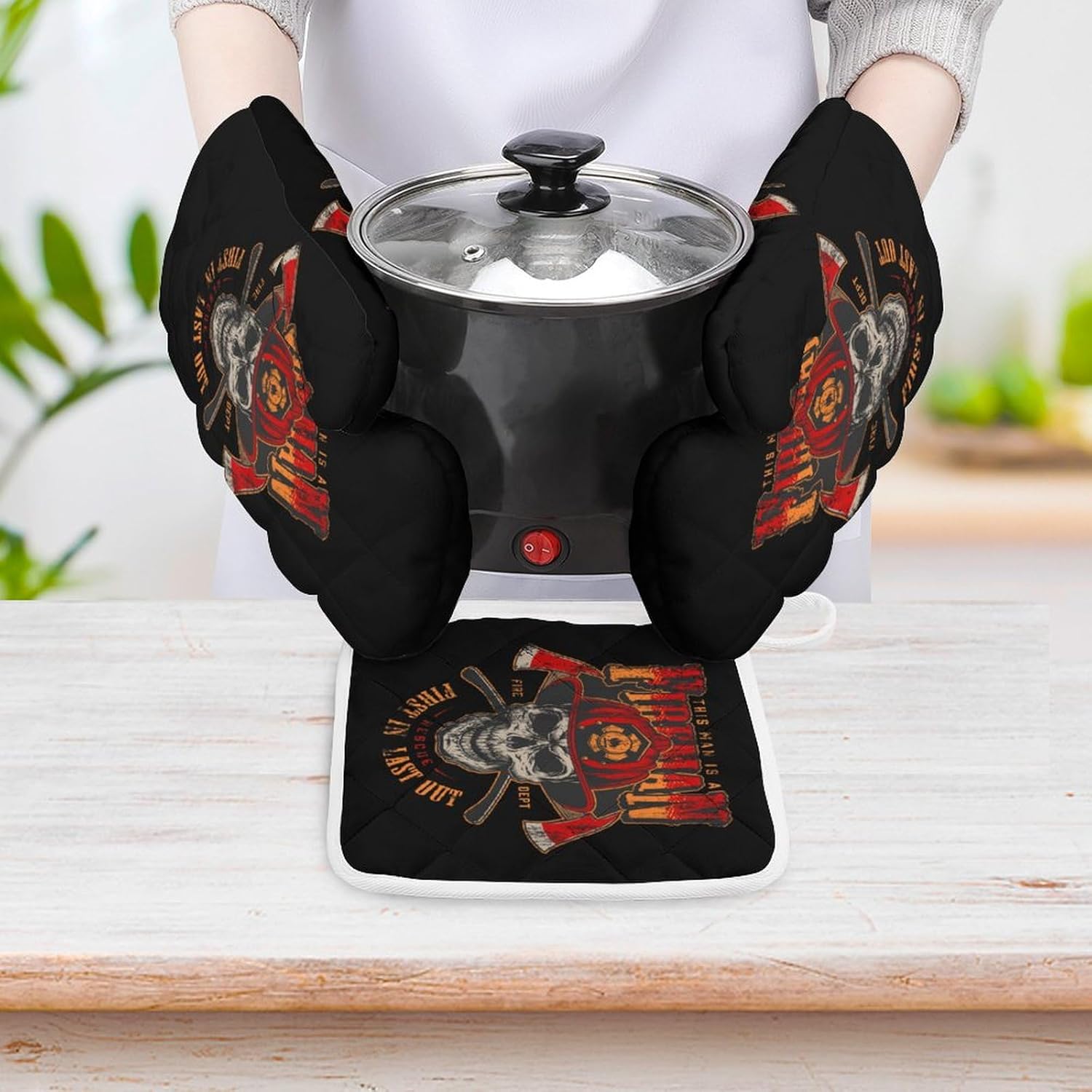 Vintage Firefighter Skull Print Oven Mitts and Pot Holders 3 Piece Sets Heat Resistant Gloves Hot Pads Potholders for Kitchen Baking Cooking