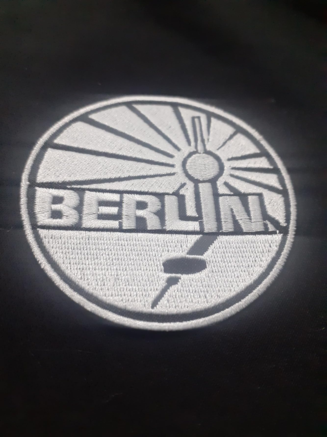 Finally Home Berlin-Flagge Patch (8,2x4,9 Cm) – Zum Aufbügeln Oder Annähen, Mit Berliner Bär & Wahrzeichen
