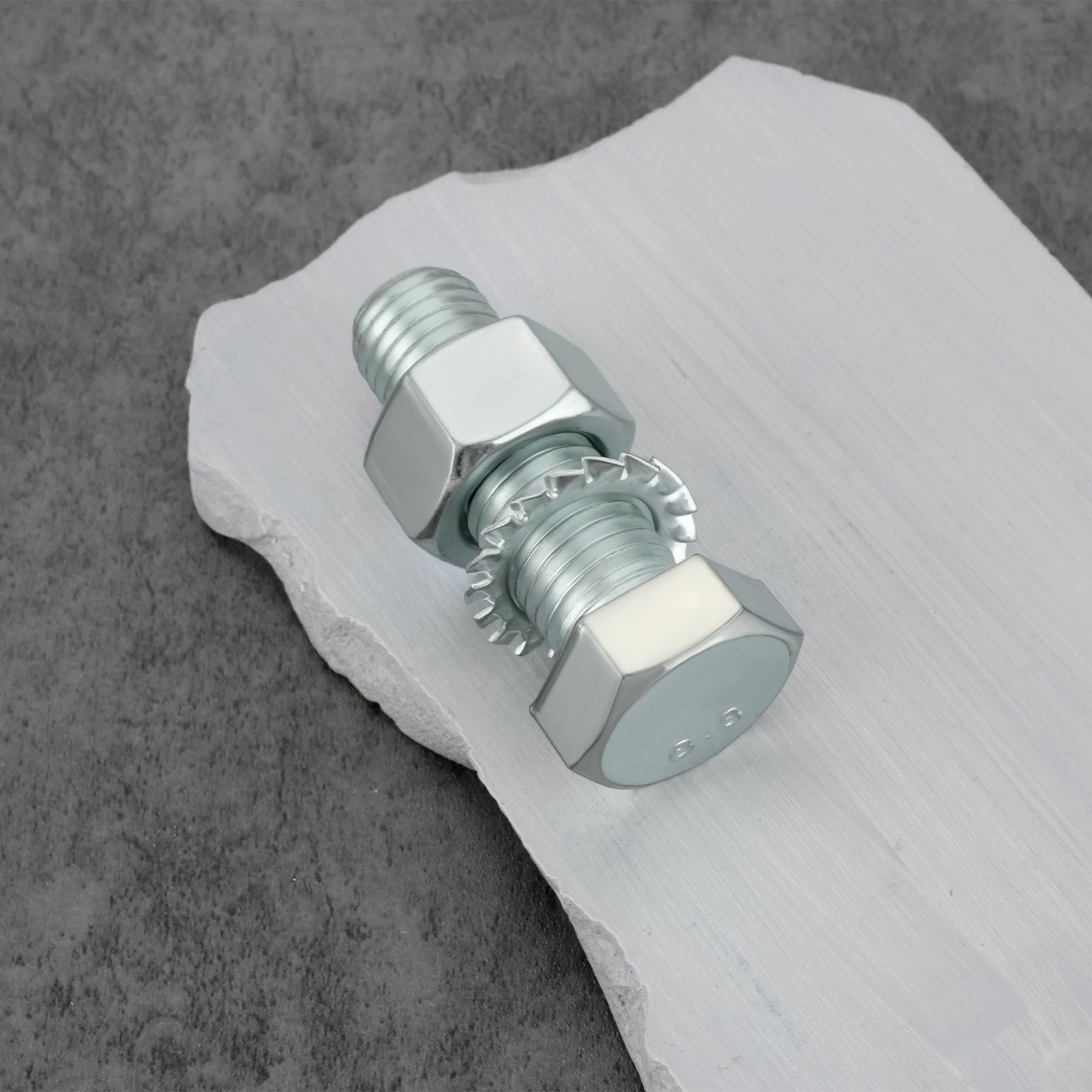 SG Store 4 Pezzi Kit Di Bulloni E Dadi Per Gancio Di Traino M16 X 50 Mm Grado 8.8 Rondelle Per Accessori Di Traino Per Attacco Rimorchio