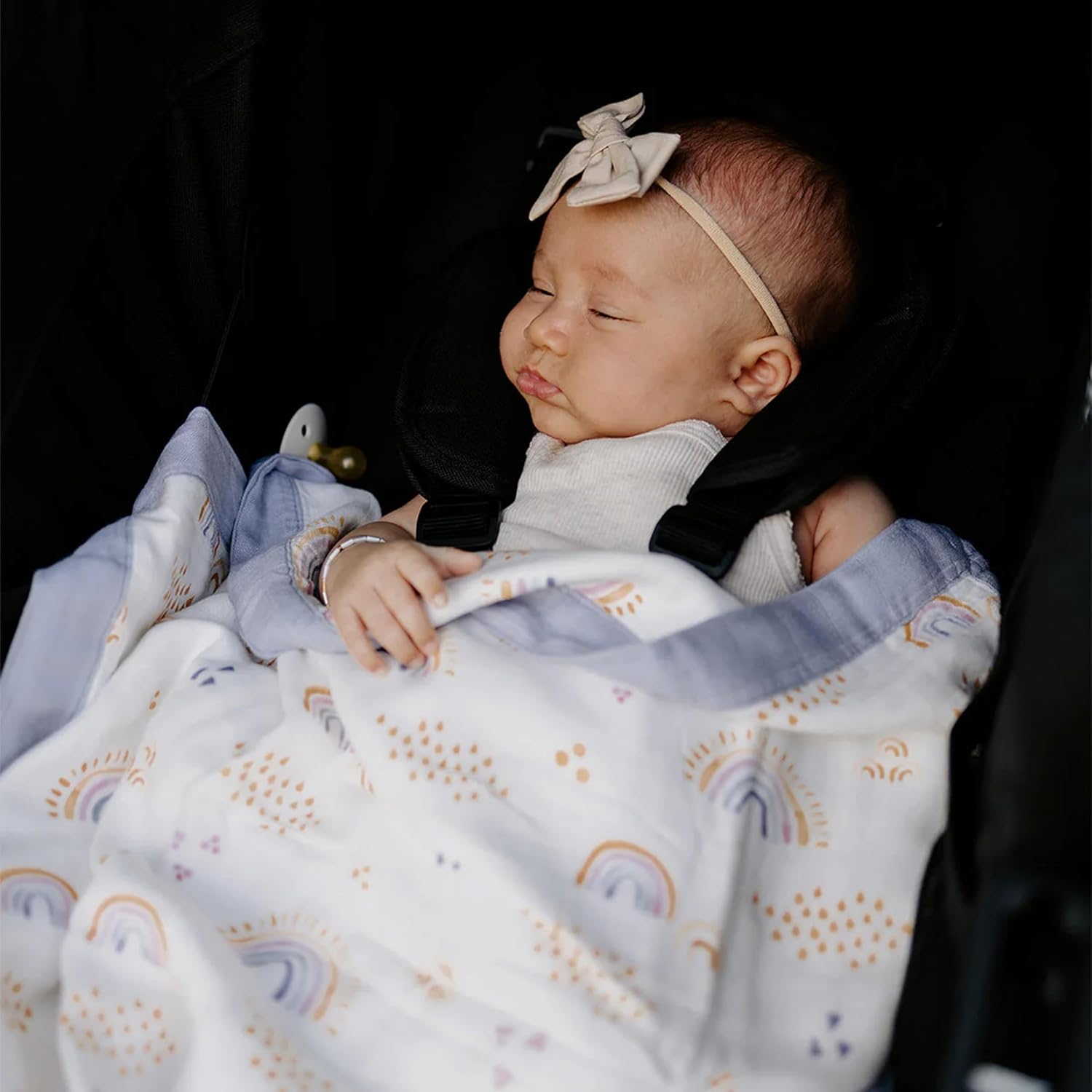 Little Unicorn Rainbows & Raindrops Deluxe Muslin Quilt | 100% Rayon Muslin from Bamboo | Super Soft Blanket | Babies and Toddlers | 30" x 40" | Machine Washable