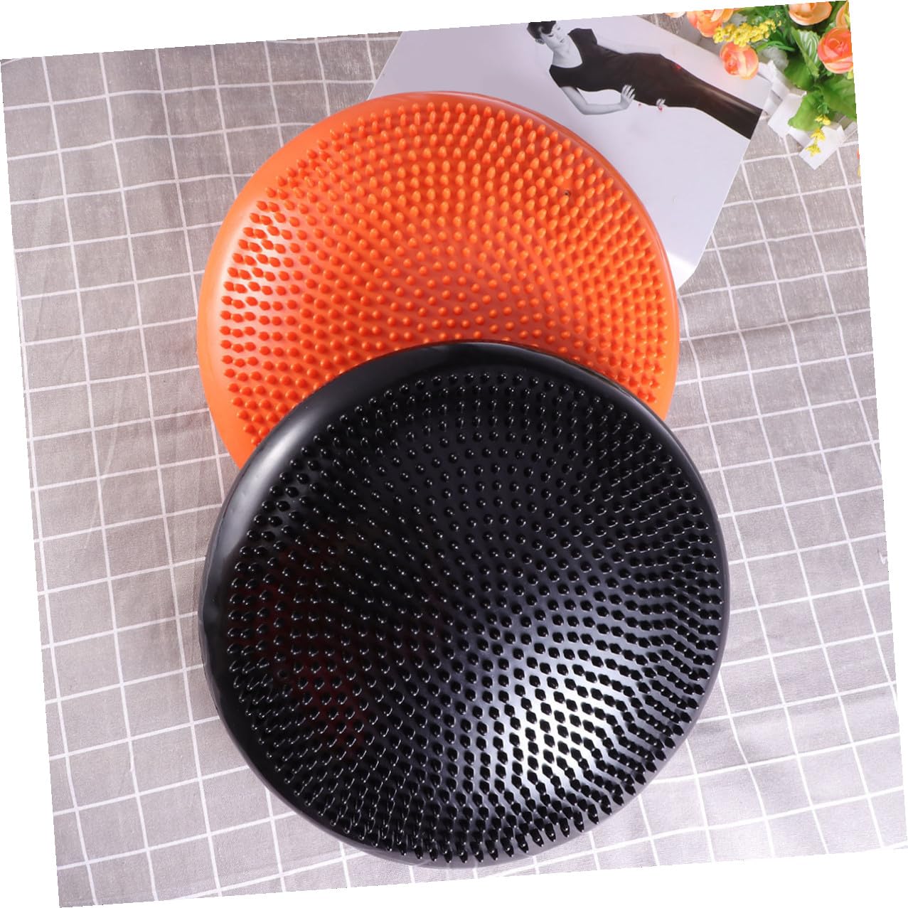Cuscino Equilibrio Gonfiabile Nero in Pvc con Pompa Manuale | Seduta Ergonomica, Superficie Instabile per Esercizi, Adatto ai Ragazzo Ragazza Colore Casuale