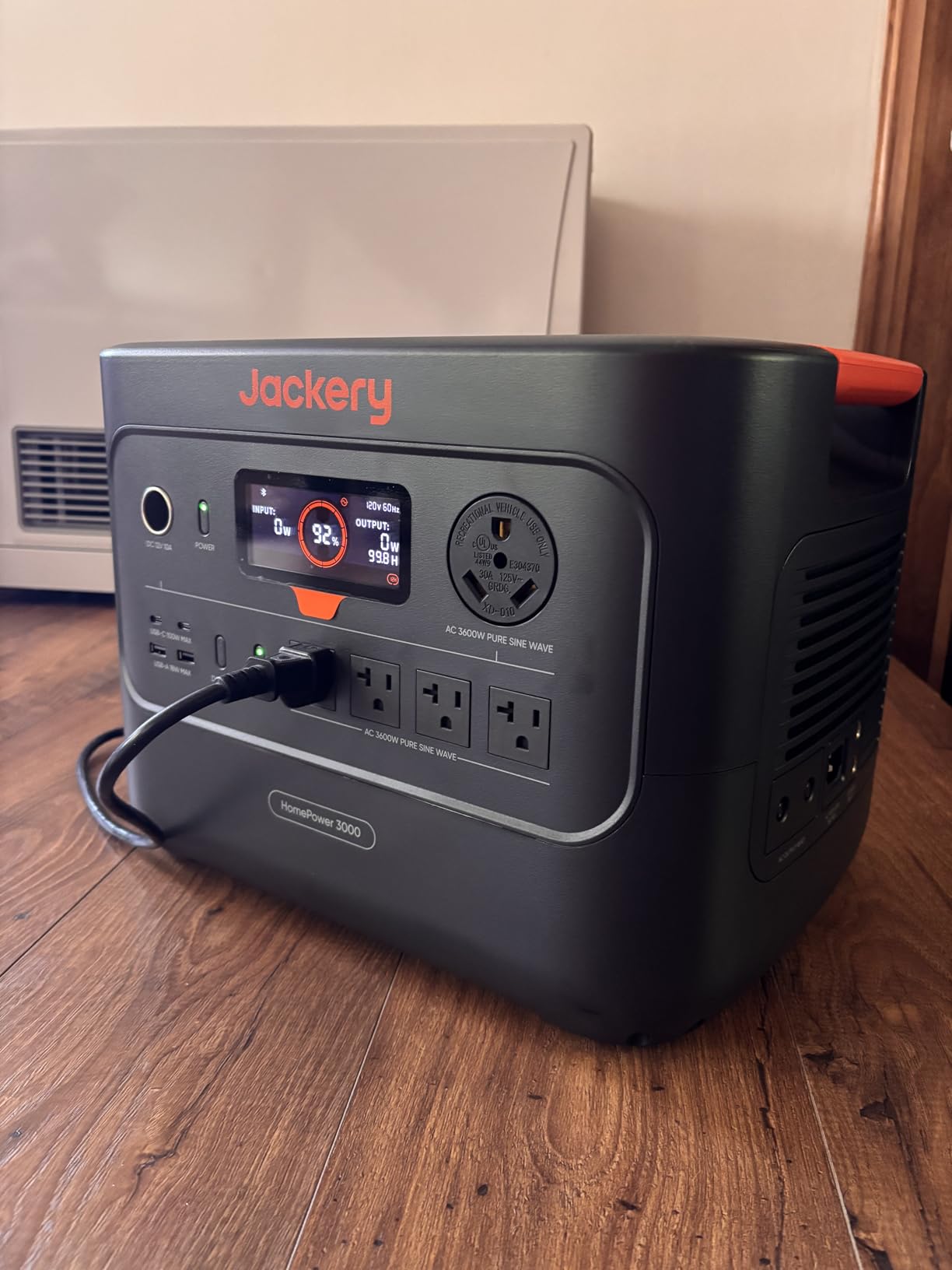 Jackery HomePower 3000 installed as a whole home backup solution
