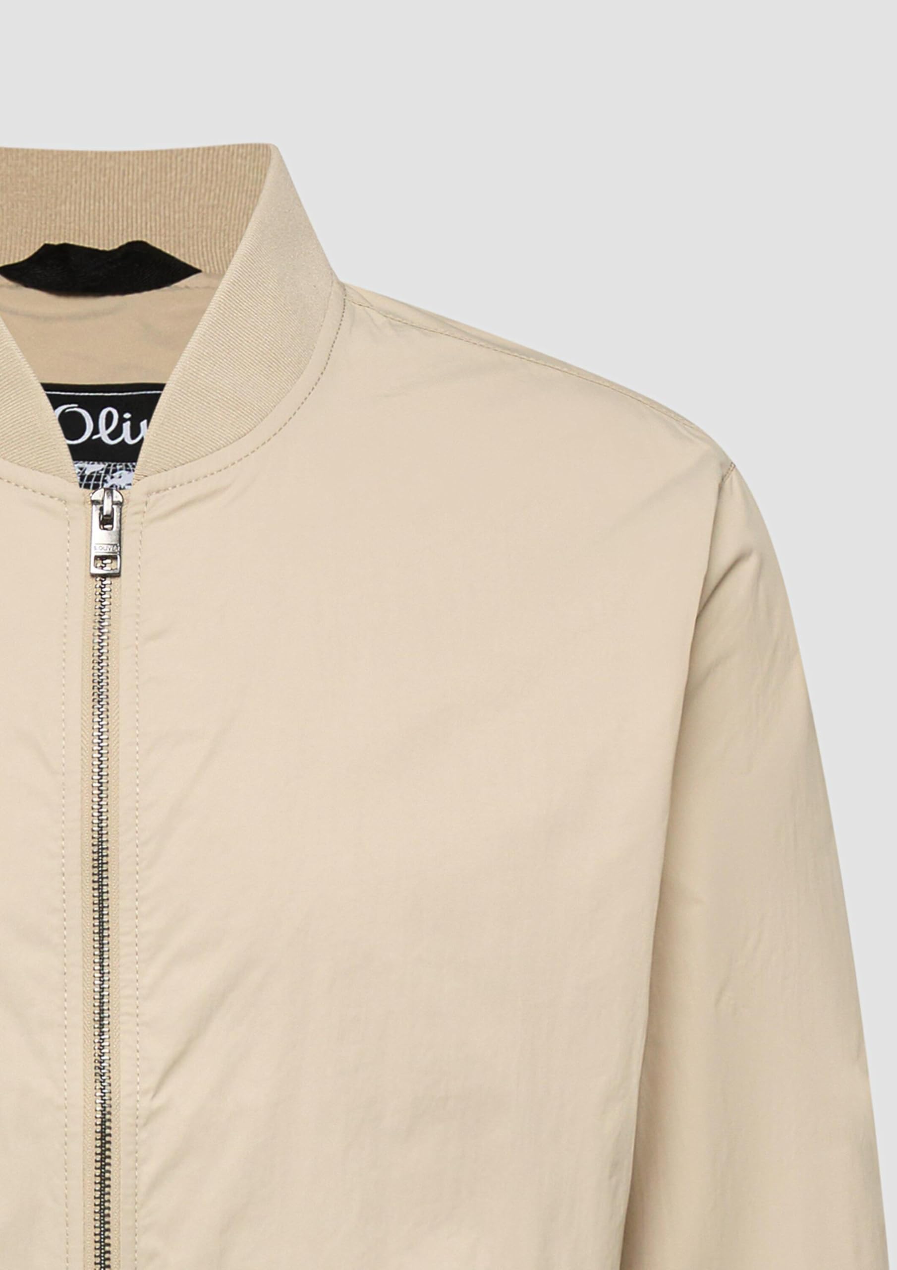 s.Oliver Leichter Blouson aus Nylon mit Pattentaschen