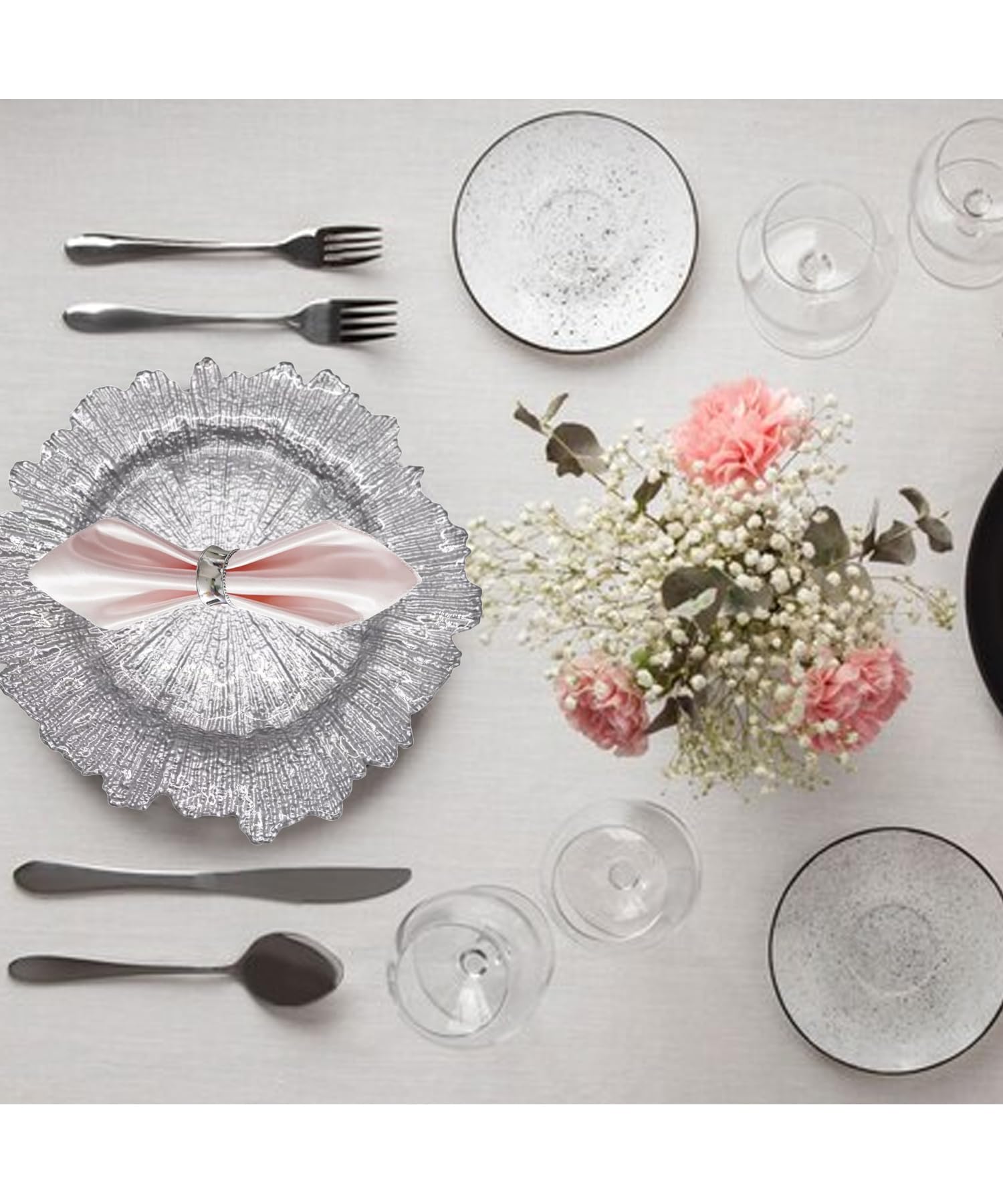 Juego de platos de cristal rosa plateado con diseño vintage y servilleteros martillados, elegantes cargadores de cena de 33 cm para bodas, cenas, cumpleaños, fiestas y eventos especiales, 6 piezas