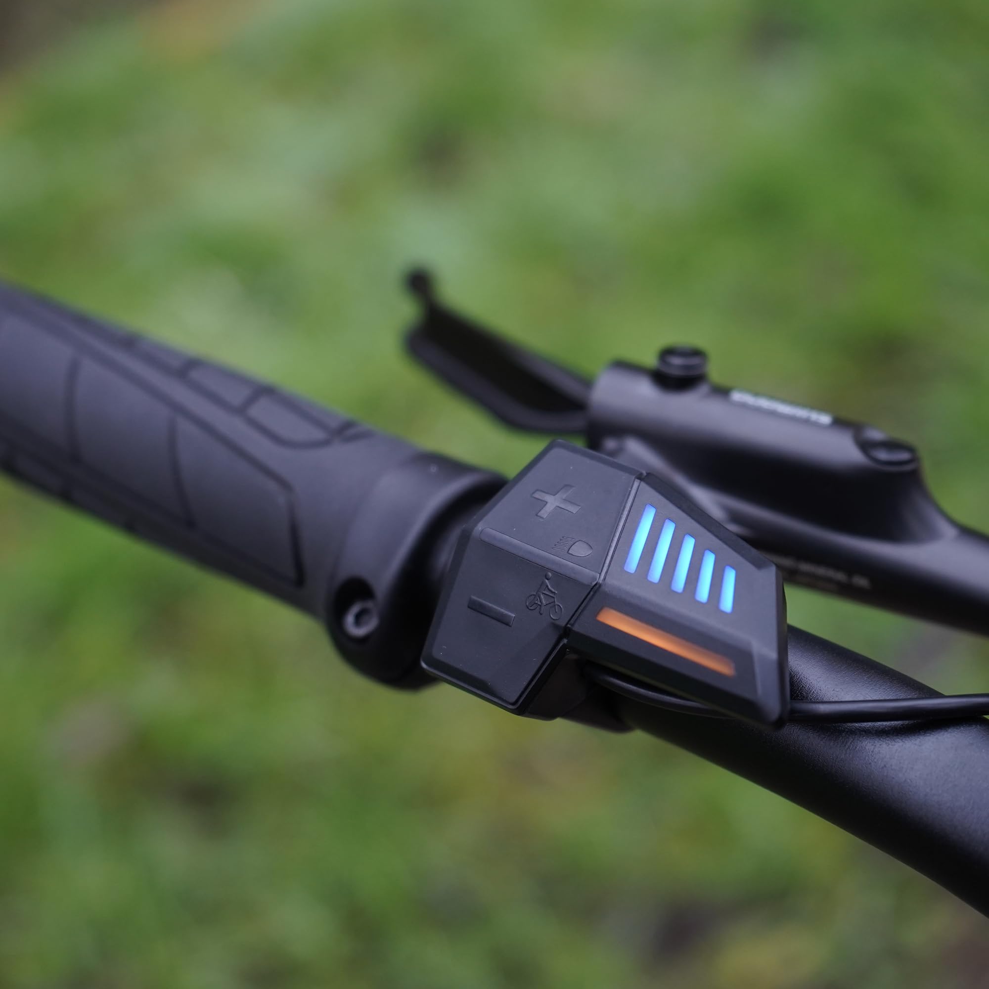 Prophete DICE 1.0 E-MTB 27,5" – Enovation Hinterradmotor 250W, 40Nm, Shimano Altus 8-Gang, 100 km Reichweite, Suntour XCT Federgabel, Hydraulische Scheibenbremse, Bronze Grün