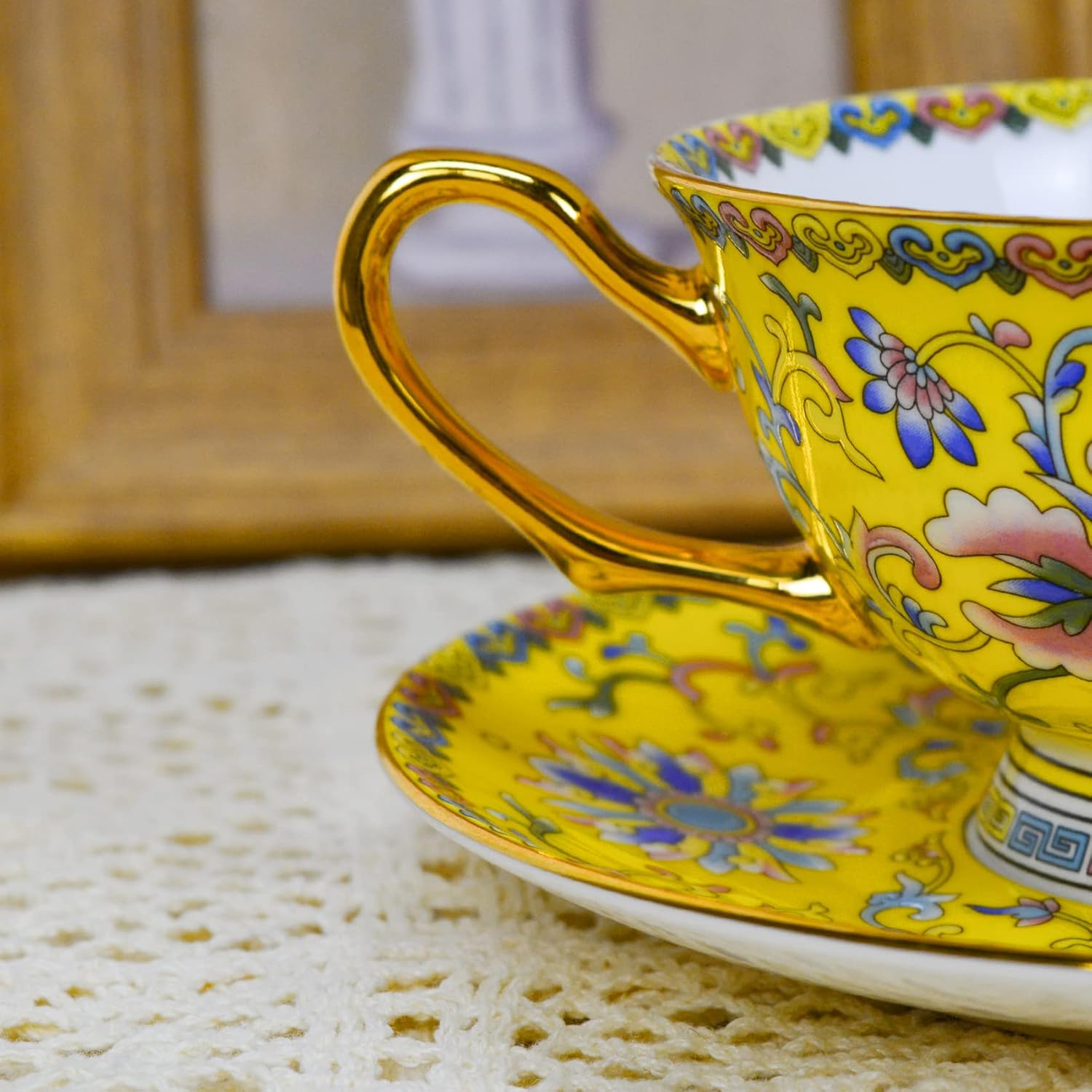 Chicago Mall Vintage China Tea Cup Gold Rimmed