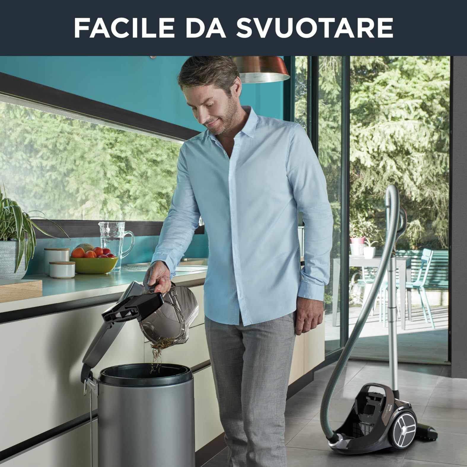 Rowenta Silence Force Cyclonic Aspirapolvere a Traino Senza Sacco Silenzioso, 2.5 L, 550 W, 67 dB(A), Tecnologia Ciclonica, Spazzola Power Air, Filtro Alta Efficienza, 4 Accessori Inclusi, RO7260