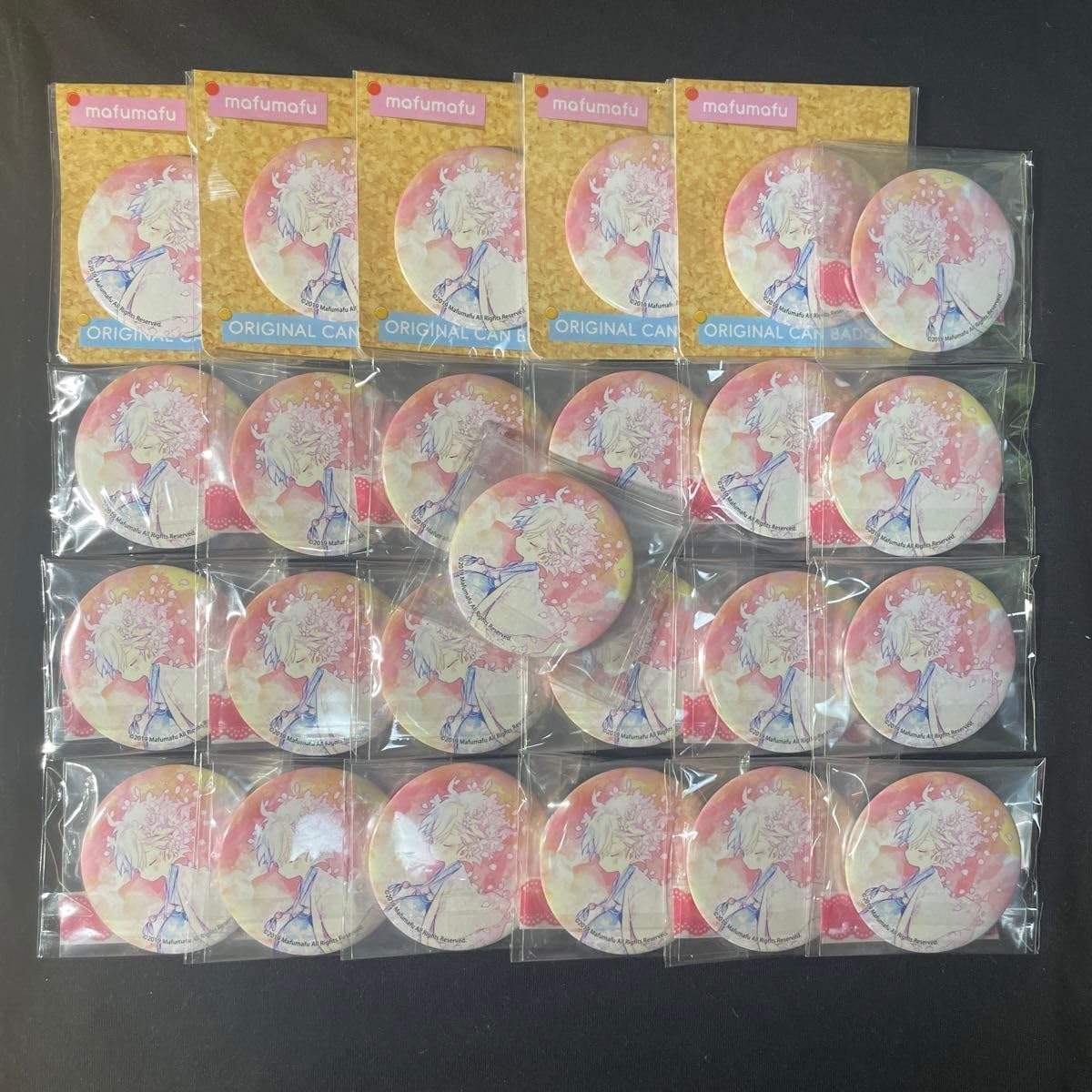 おそ松さん カラ松　缶バッジ　まとめ売り 297点 おそ松さん カラ松 缶バッジ まとめ売り 297点 おそ松さん カラ松 缶