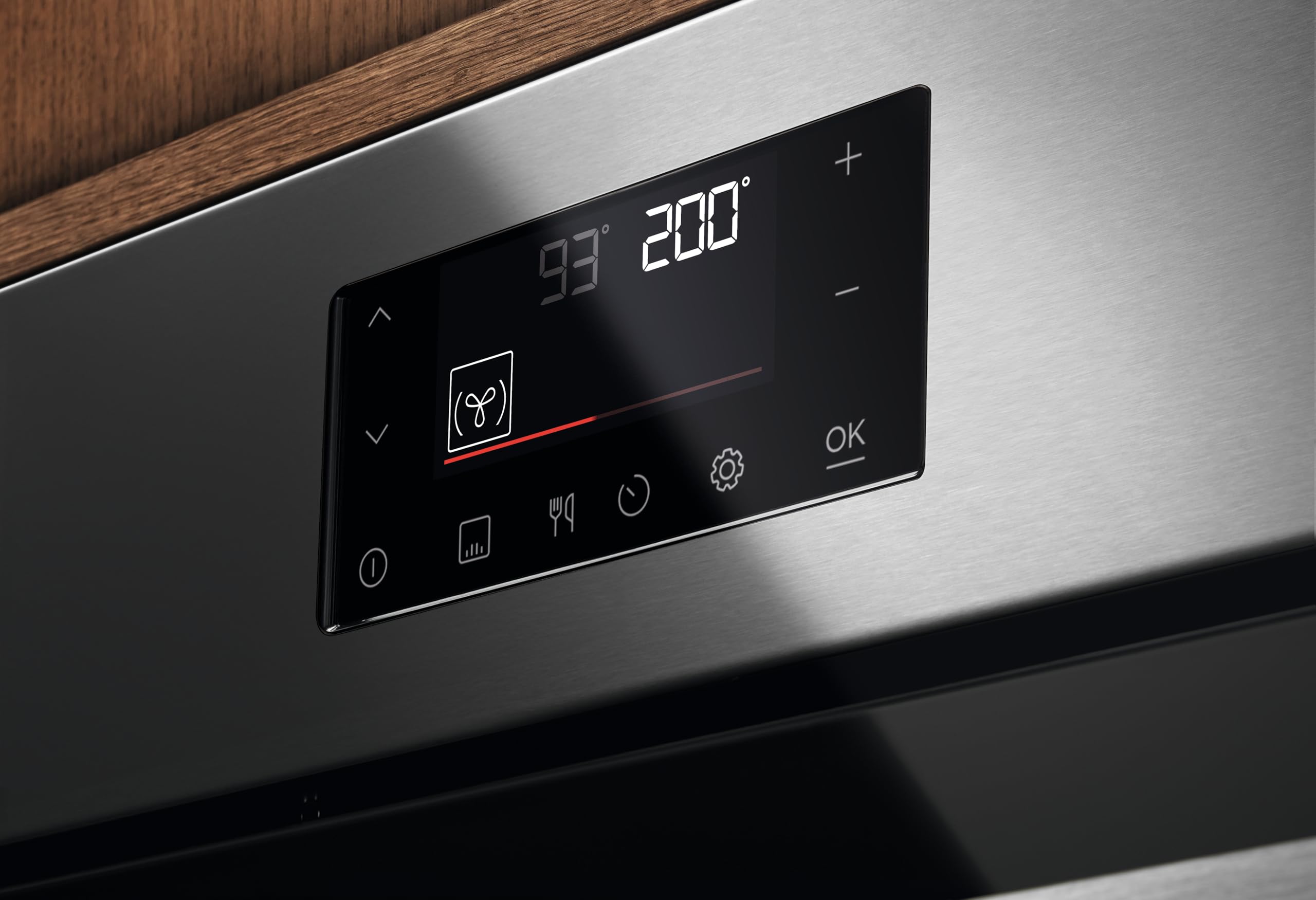 Electrolux SurroundCook EOF4P0PX2 Four encastrable multifonction ventilé 72 l Nettoyage pyrolytique Écran tactile LED EXPlore, chauffage rapide automatique, acier inoxydable anti-traces de doigts