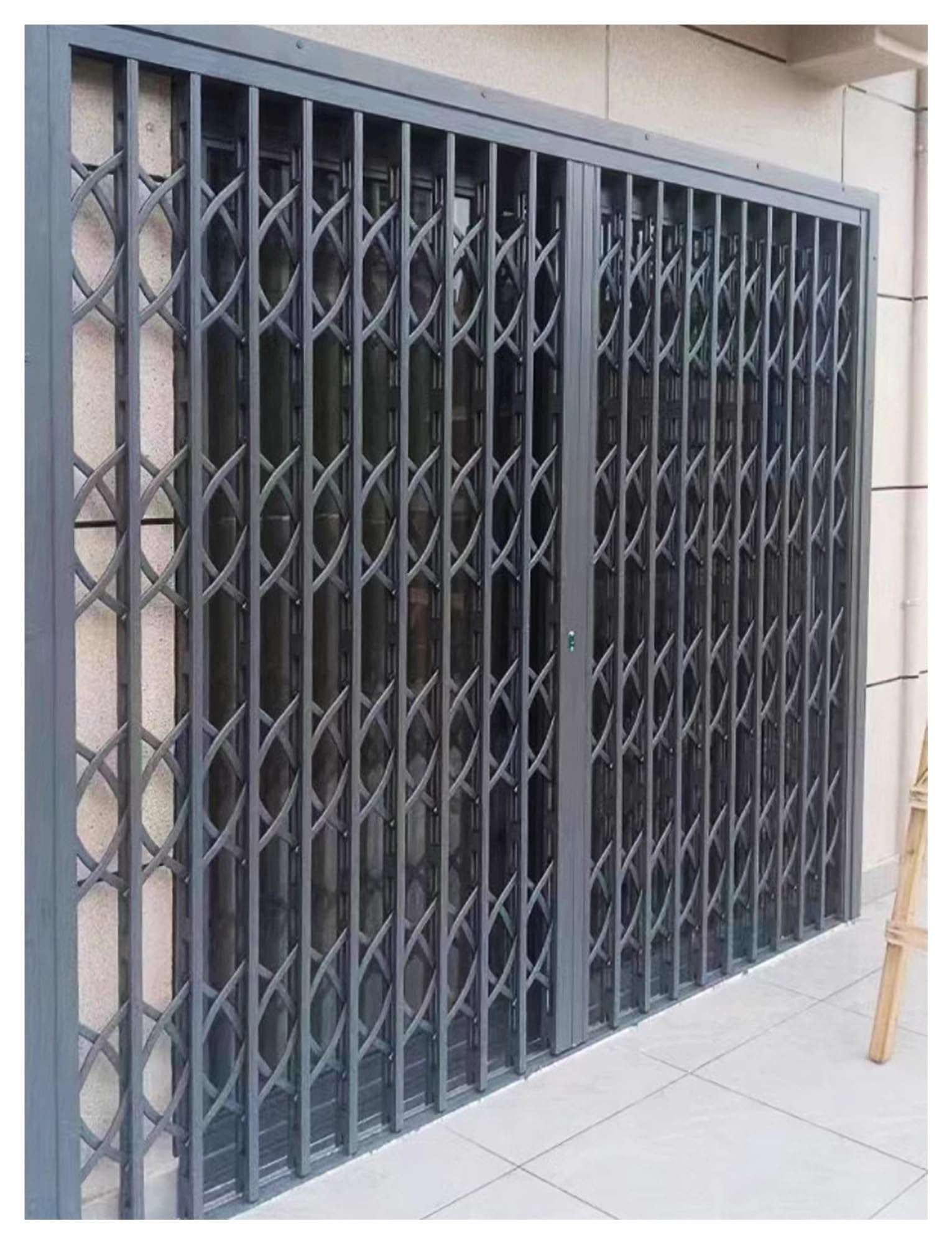 Brama przesuwna ze stopu aluminium, chowane składane drzwi zabezpieczające, konstrukcja oszczędzająca miejsce do domu, zapobiega kradzieży na balkon lub w sklepie, trwała i stylowa
