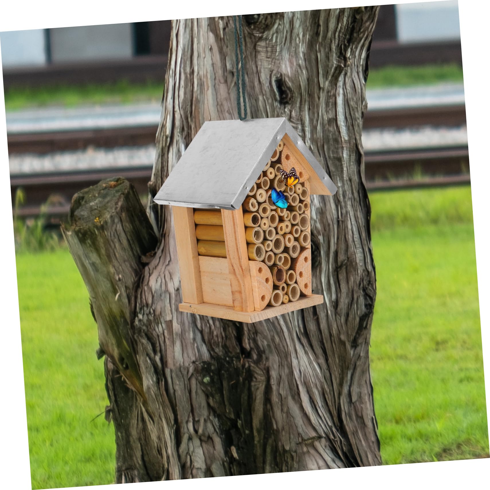 Happyyami Hängendes Insektenhotel für Garten und Eisen Geräumig und Bequem für Schmetterlinge und Bestäuber