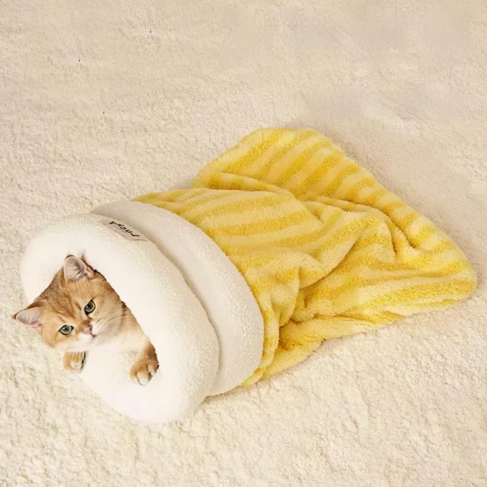 Cat Sleeping Bag, Warm Indoor Cat Cave Bed, Semi Enclosed Sleeping Bag for Cats 360°Wrap Soft Plush Cat Bed, Comfortable Cat Nest Bed, Cat Beds, Cat Sleeping Bag for Indoor Cats