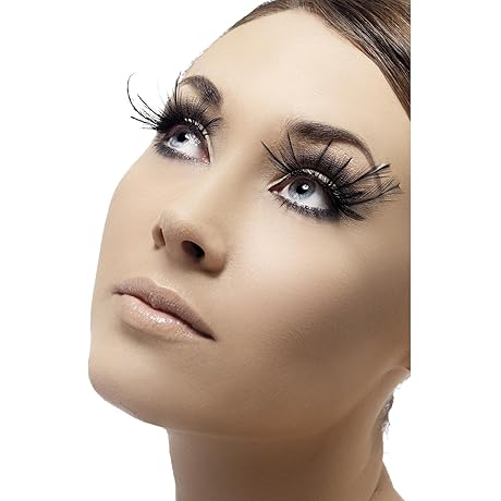 Witch Eyelashes: Enchanting Lashes for a Spellbinding Gaze