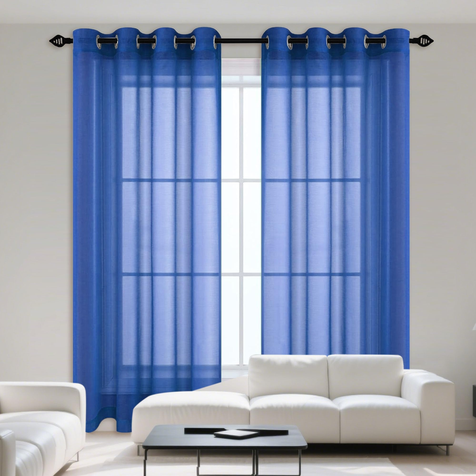 Voilage fenetre bleu foncé pour l'ambiance cosy d'une chambre adulte