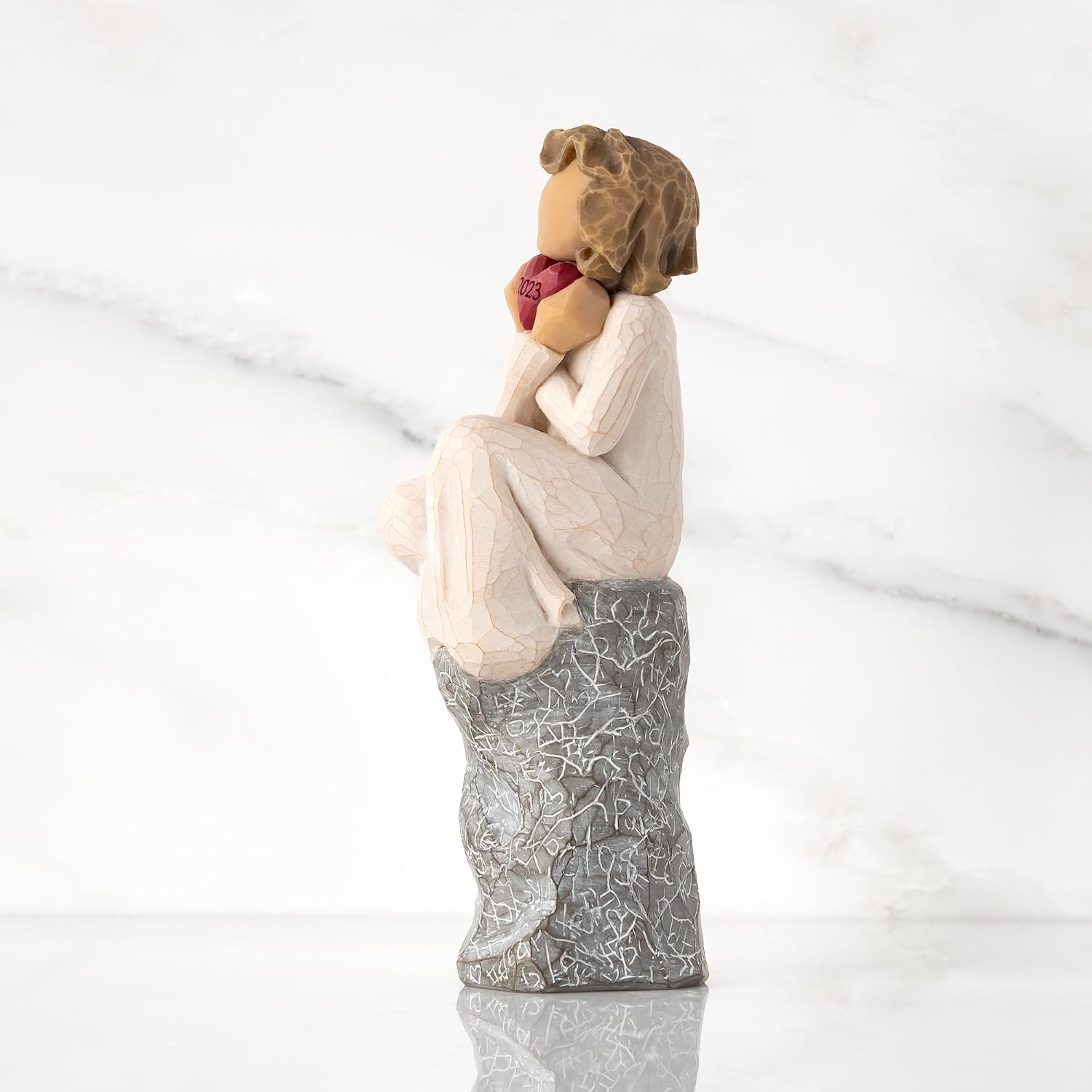 Willow Tree Embrace 2023, Happy Anticipation of New Beginnings, Dated red Heart commemorates Celebrations of Love, Sculpted Hand-Painted Figure
