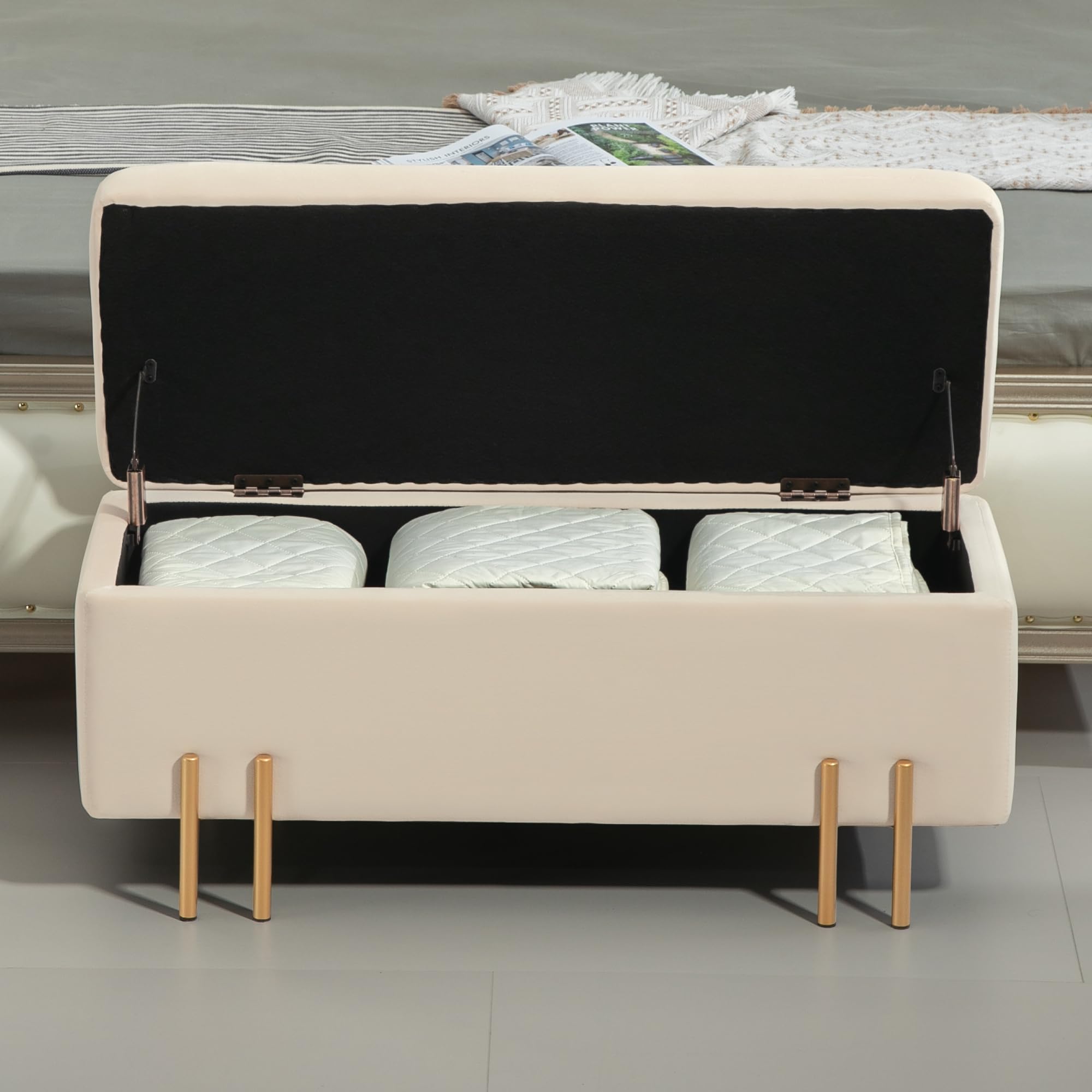 HOMCOM Banc de Rangement Design Contemporain 100L x 40l x 42H cm Beige | Coffre de Rangement, Banc avec Espace de Stockage, Velours, Piètement Métal Doré, Meubles pour Entrée