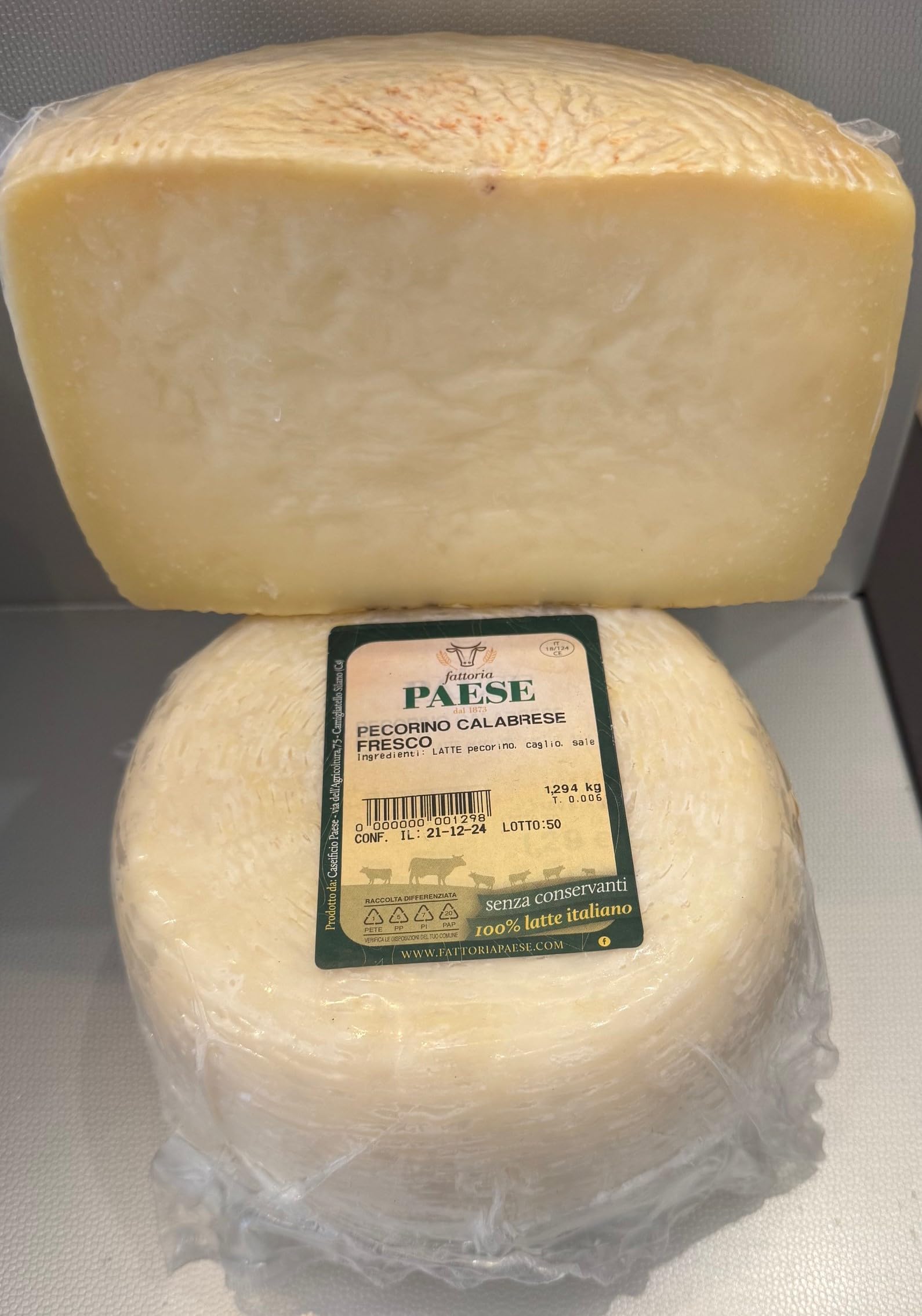 Pecorino semistagionato Calabrese forma 1 kg, Caseificio Paese