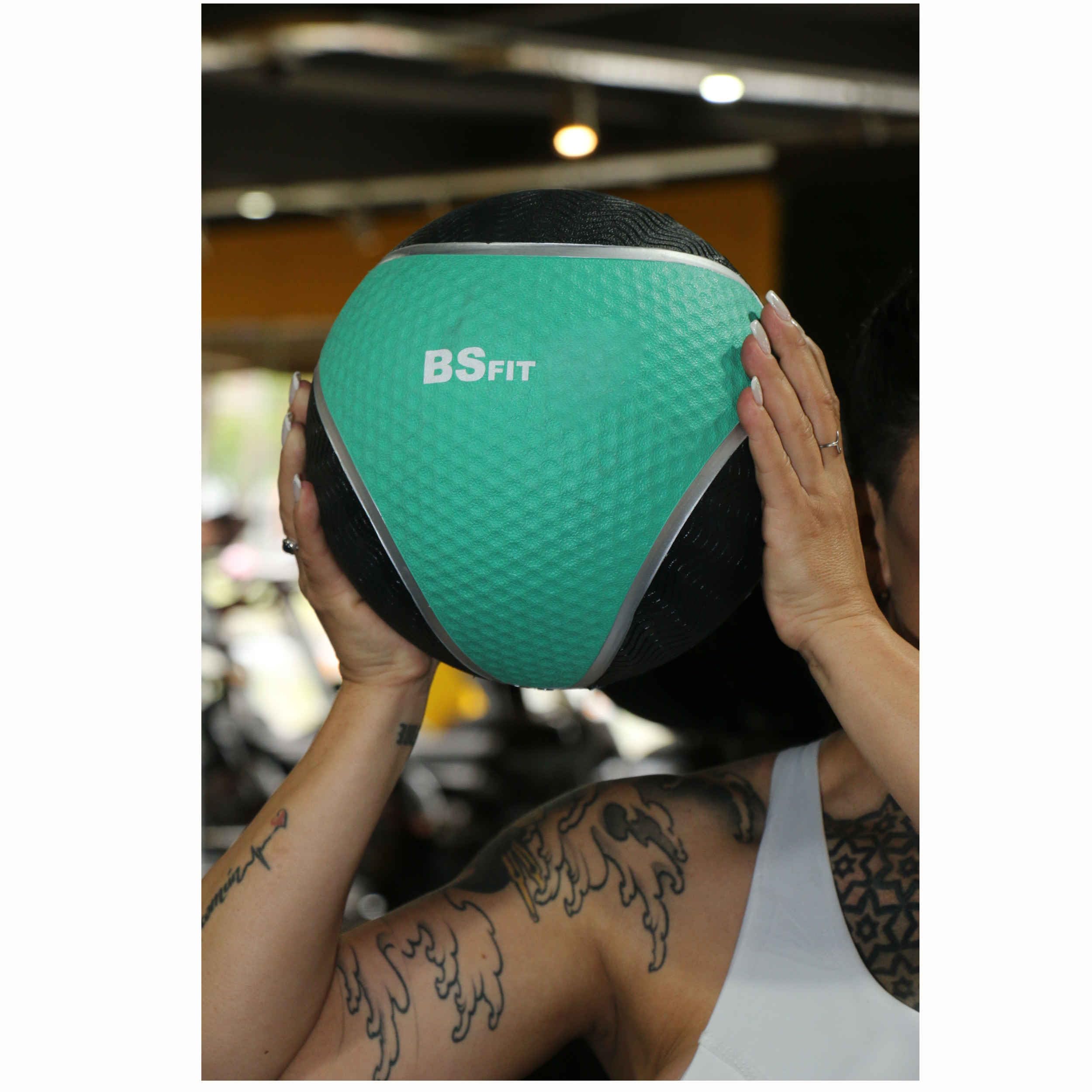 Pro Medizinball aus Gummi – von 1 kg bis 10 kg, steigert Ihre Routinen mit diesem Medizinball mit Rückprall. Rutschfester Ball zum Heben