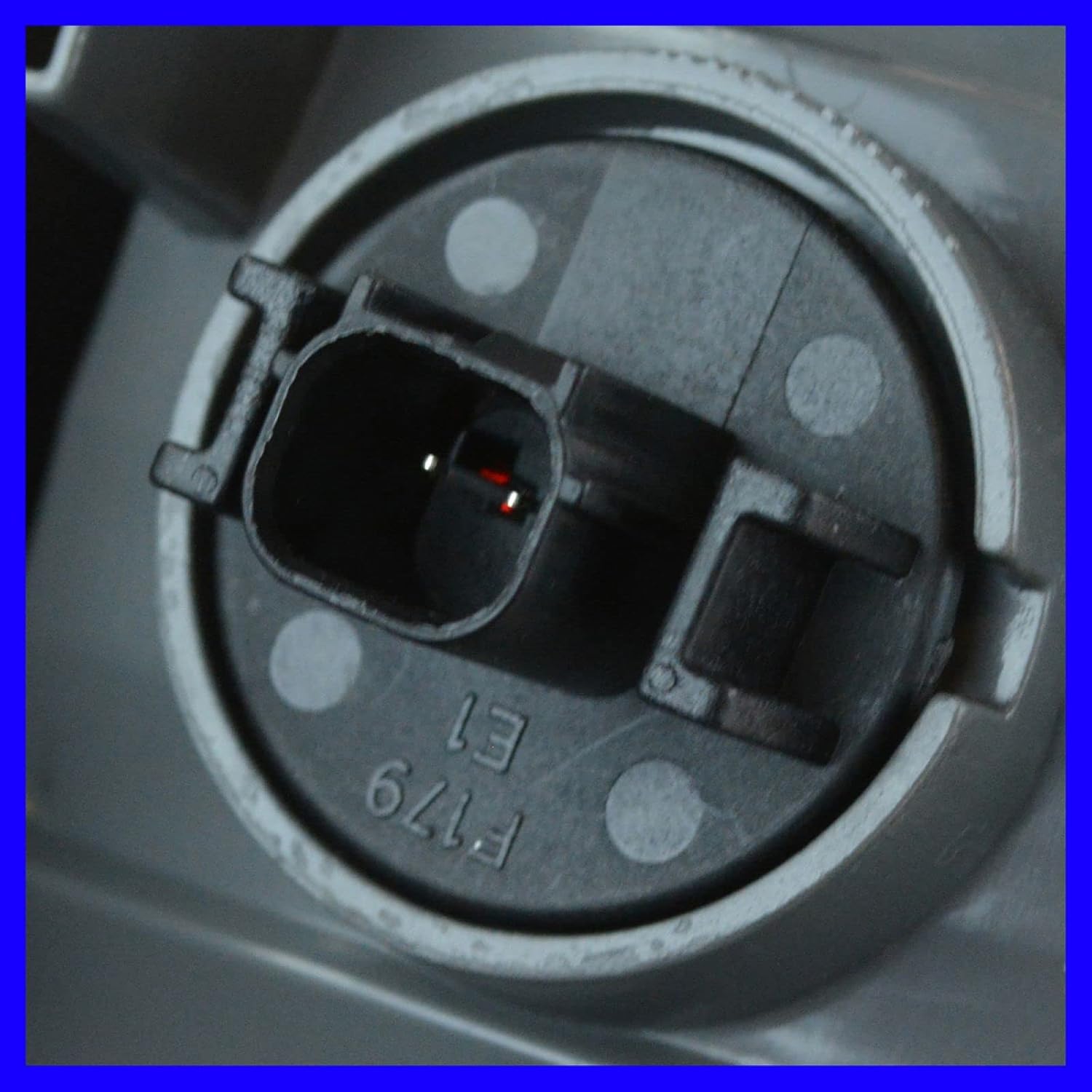 TRQ Right Passenger Side Outer Rear Tail Light Assembly Fits 2013 2014 2015 Acura RDX