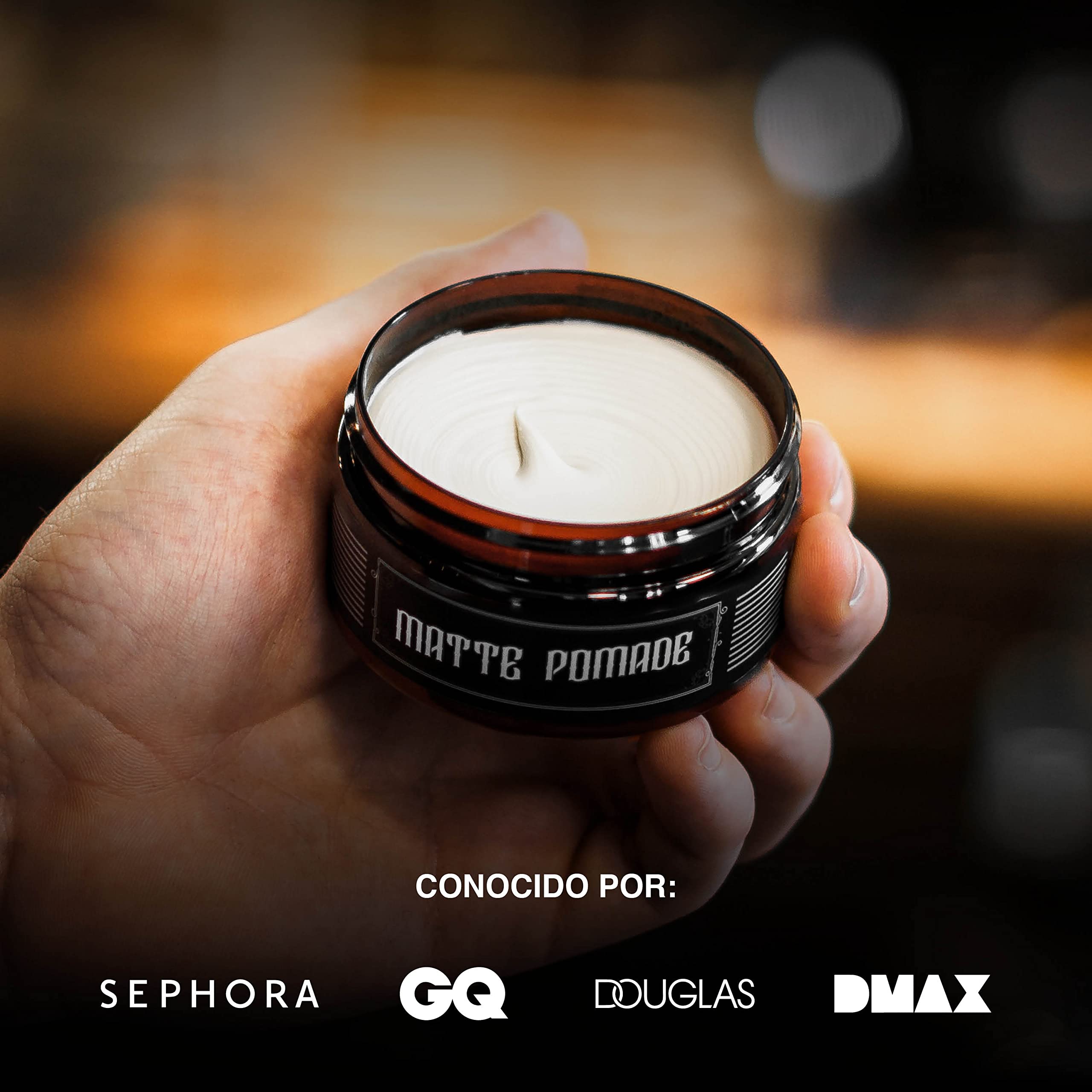 Charlemagne Pomada mate para el cabello - Mezcla de arcilla y pomada para el cabello para hombre - Crema moldeadora con aroma de barbería (100 g, Fijación fuerte)