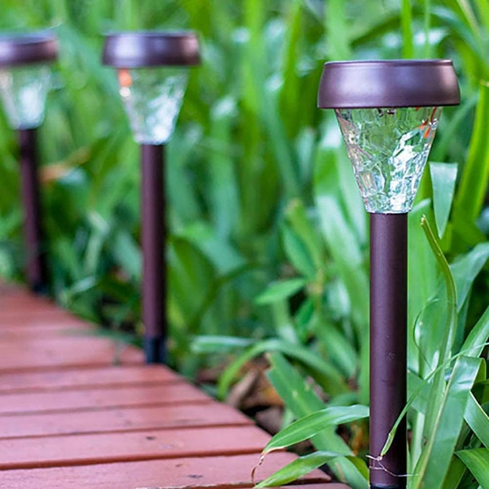 Solarbetriebene Pfahllichter, Outdoor-Gartenwegbeleuchtung, Solar-Fackel-Lichter für Terrasse, Auffahrt, Weg, Gehweg-Dekoration