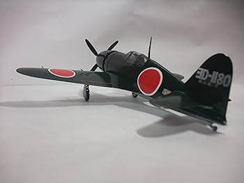 Amazon | 完成品 日本海軍 雷電 局地戦闘機32分の1サイズ