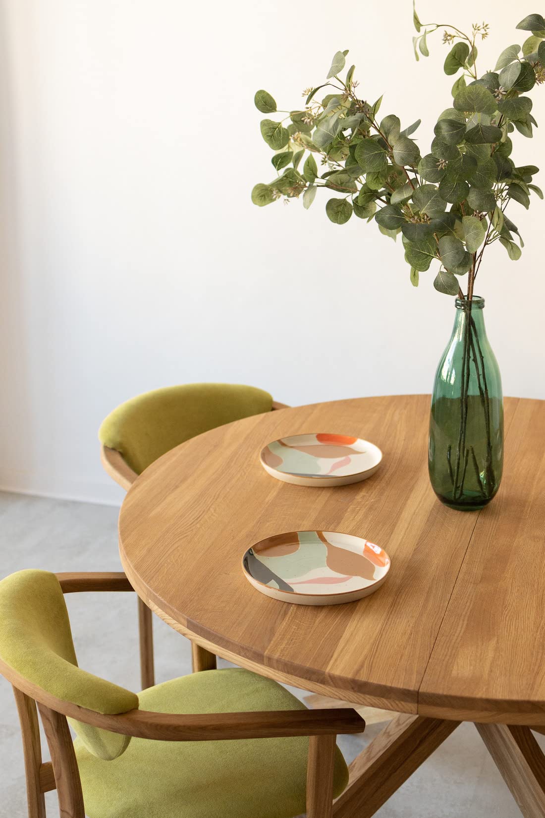 NORDICSTORY Ausziehbarer runder Esstisch mit gekreuzten Beinen HOLGER, Massivholz Eiche, modernes nordisches oder skandinavisches Design für Wohnzimmer, 4-10 Personen, (140-190 x 140 x 76 cm, Eiche
