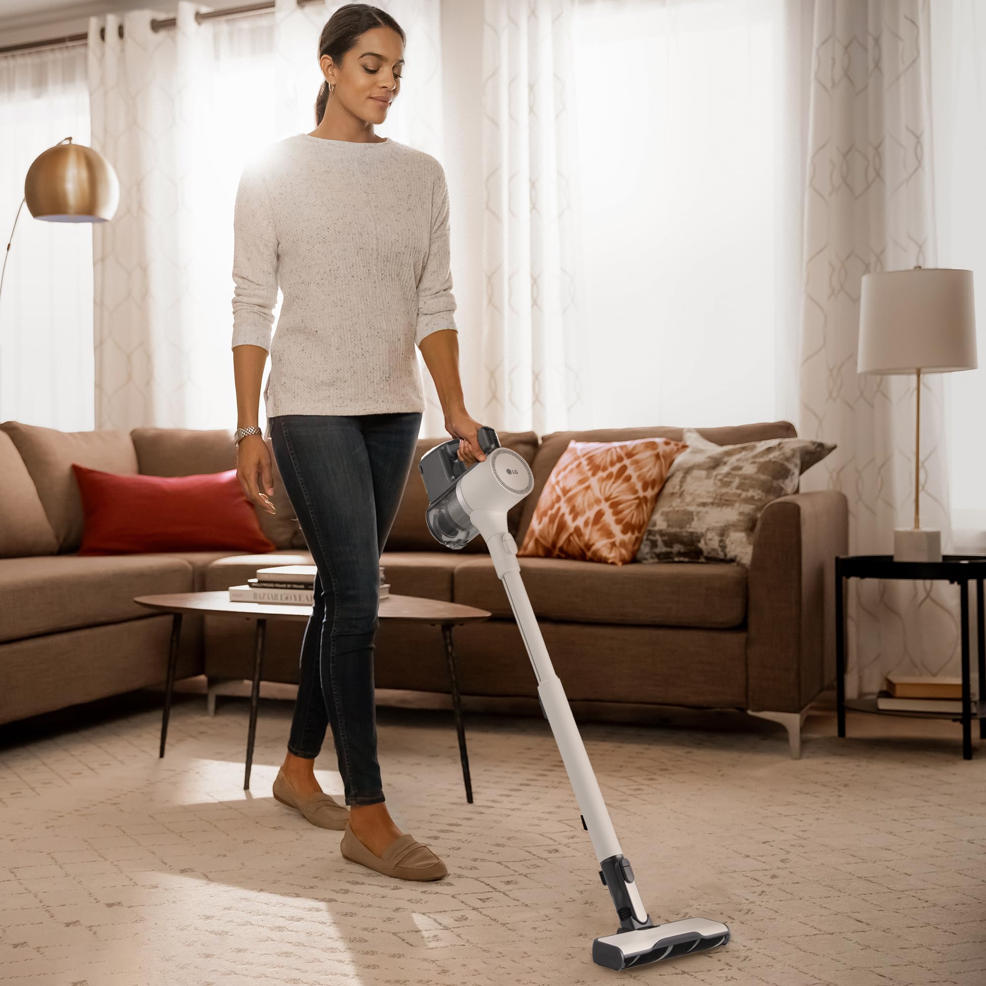LG A9K-LITE1C - Aspirador Escoba, Kompressor 220W succión, con Sistema de compresión de Polvo, Cepillo con luz LED, Beige