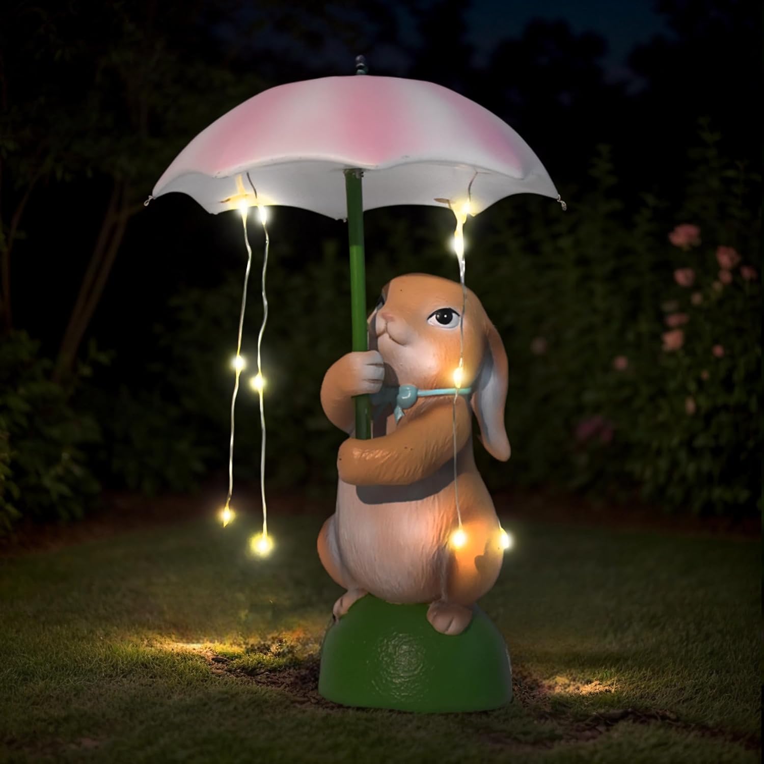 Solar Garden Decor Rabbit Garden Statue Resin Outdoor Bunny Statue with Umbrella Patio Decor Figurines Lawn Yard Decorations with Light for Mom 4.75 * 5 * 7.5 Inch