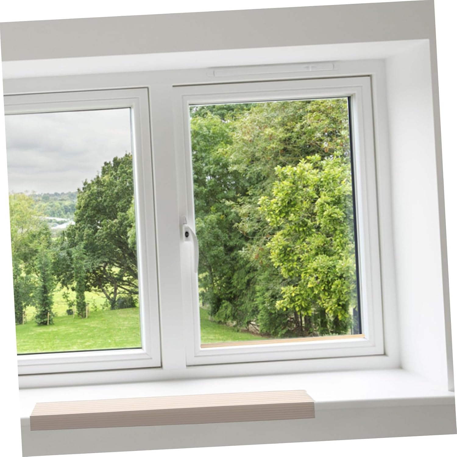 1Roll Table Corner Protector Soft Collision Edge Strips for Furniture Easy Application Safety Guards for Windowsills Beams and Corners Protection