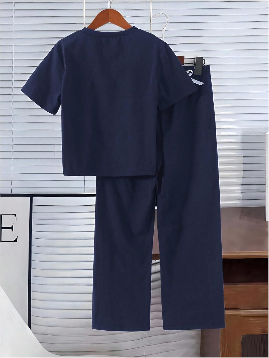 WDIRARA Girl's 2 Piece Outfit Bow Short Sleeve T Shirt Baggy Pants Set Tracksuit - Image 2