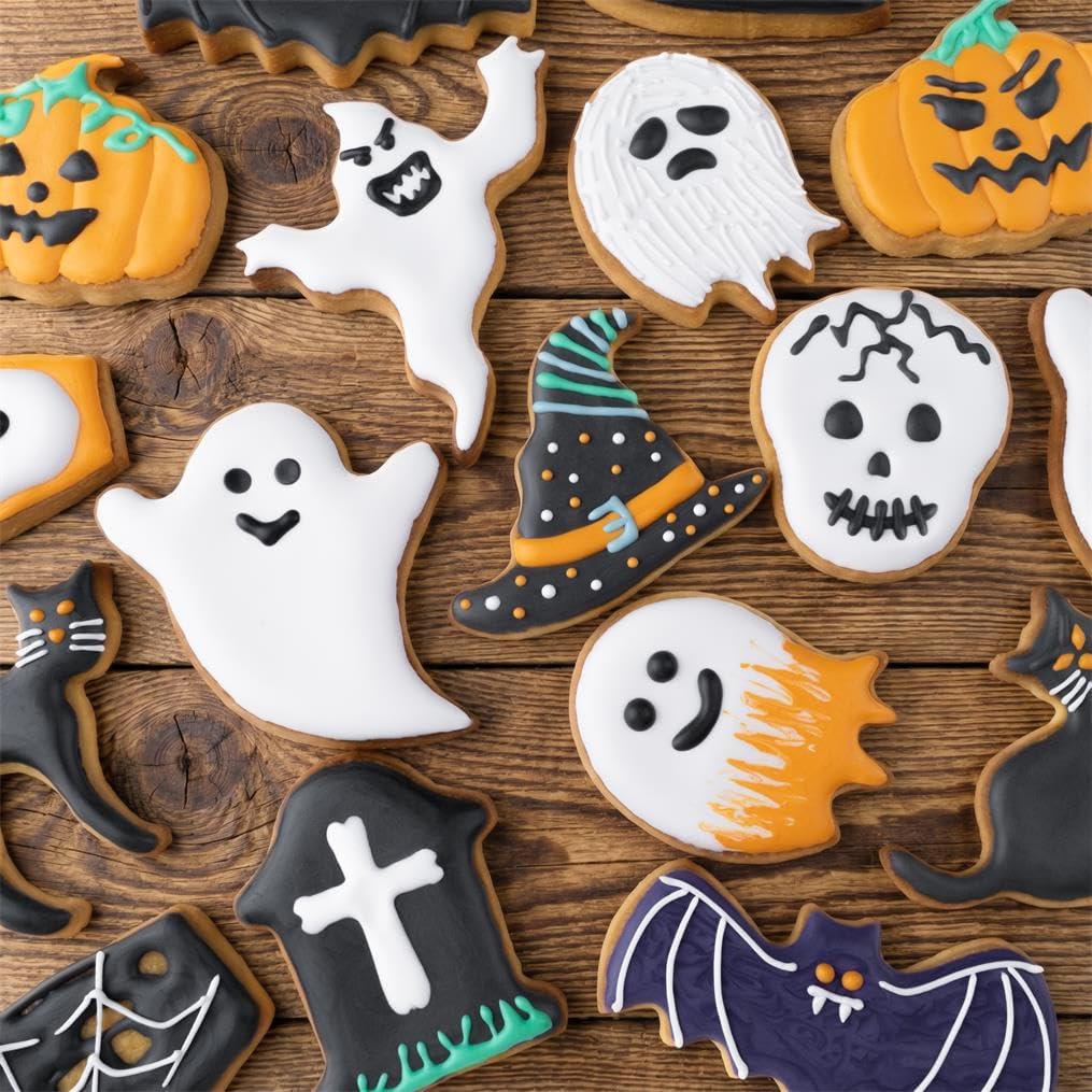 Halloween Cookie Cutters Set 10Pieces - Bat, Ghost, Pumpkin, Cat, Witch's Hat, Skull, Coffin, Tombstone, Metal Cookie Cutters Shapes for Halloween Baking Decorations
