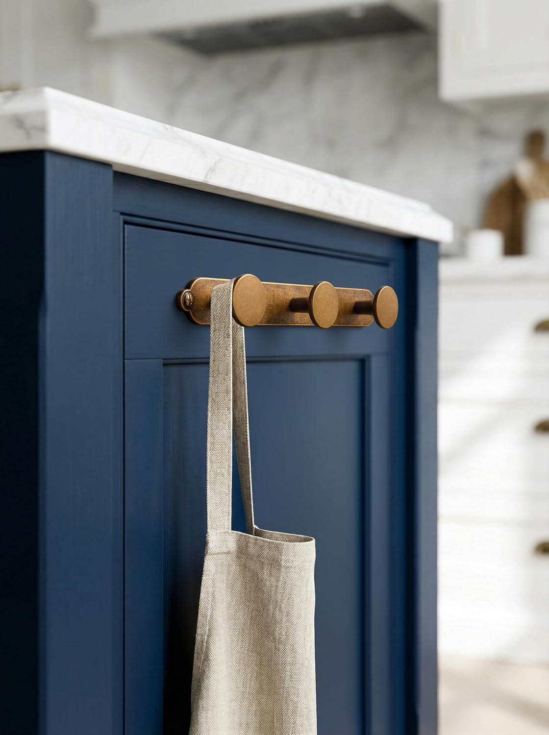 Goo-Ki Antique Brass Coat Rack Wall Mount with Keelplate Backplate, Heavy Duty Zinc Coat Hooks Wall Mounted, Vintage Rustic Hat Hanger and Towel Rack for Entryway, Mudroom, and Bathroom (3 Hooks)