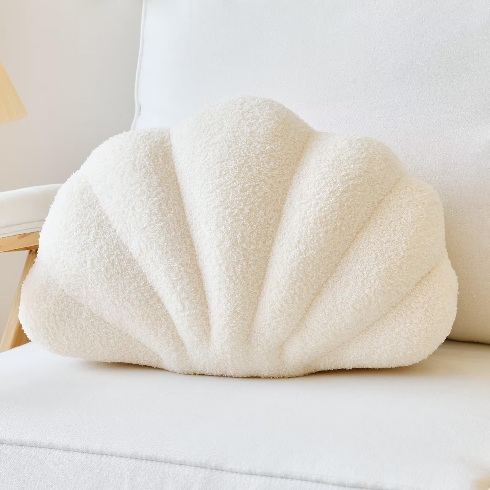 Lfsaaj Seashell Throw Pillows, Shell Shaped Throw Pillows, Soft Home Decorative Pillow Plush Cushion for Bed Couch Living Sofa Room Decor Accent Throw Pillow (13x10 Inch, Beige)