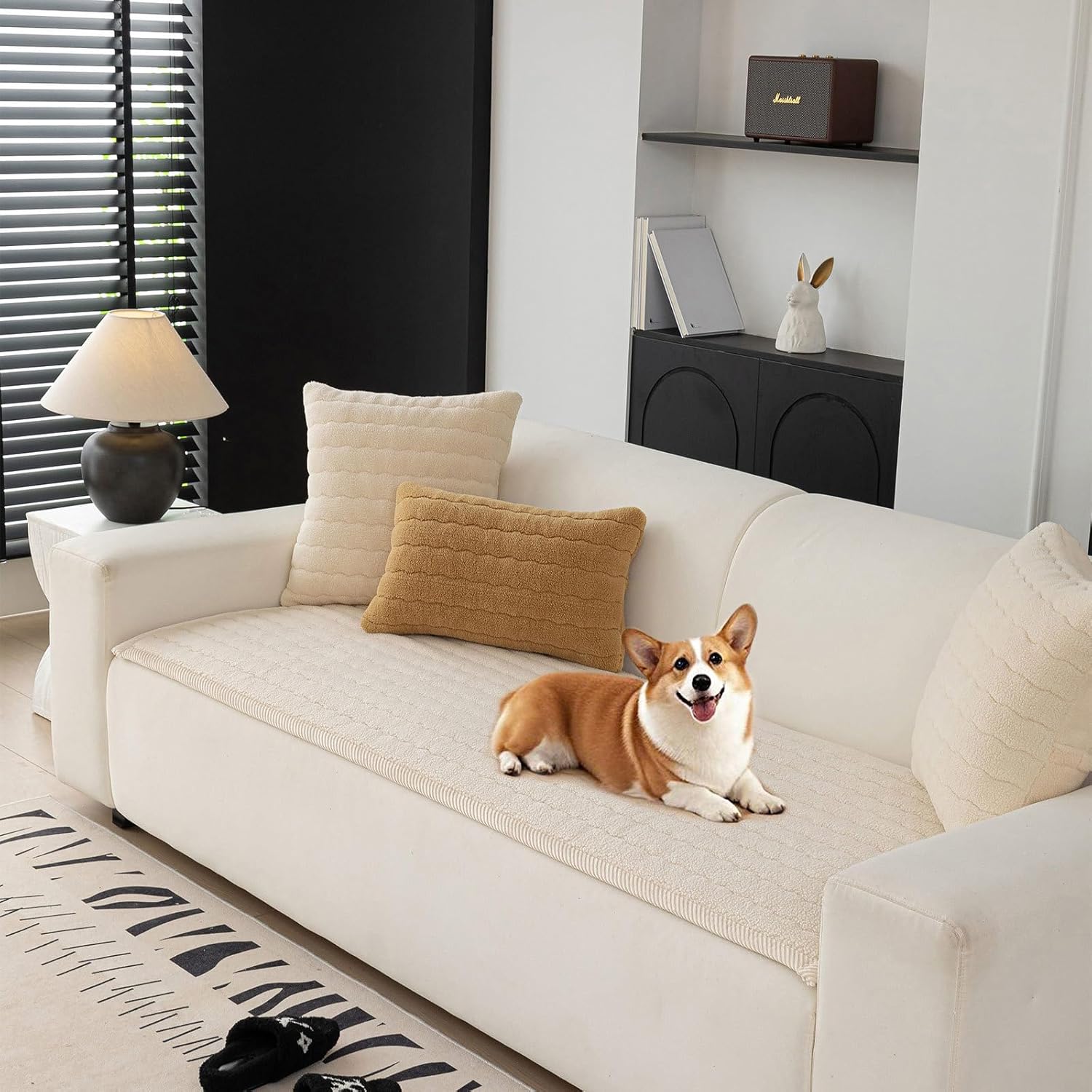 STACYPIK Modern Plush Fleece Pet Sofa Covers for Dogs Washable, Non Slip Couch Cover for 3 Cushion Couch, Pet-Friendly Cream White Furniture Protector for Living Room, Fuzzy Dogs Bed Mat-27.6x70.9IN