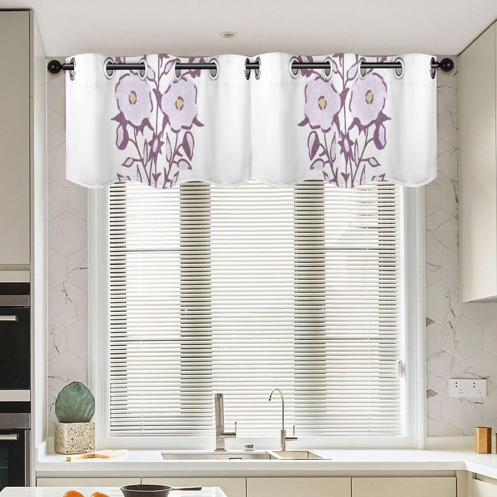 Cantonnières chinoises violet clair pour sublimer la cuisine