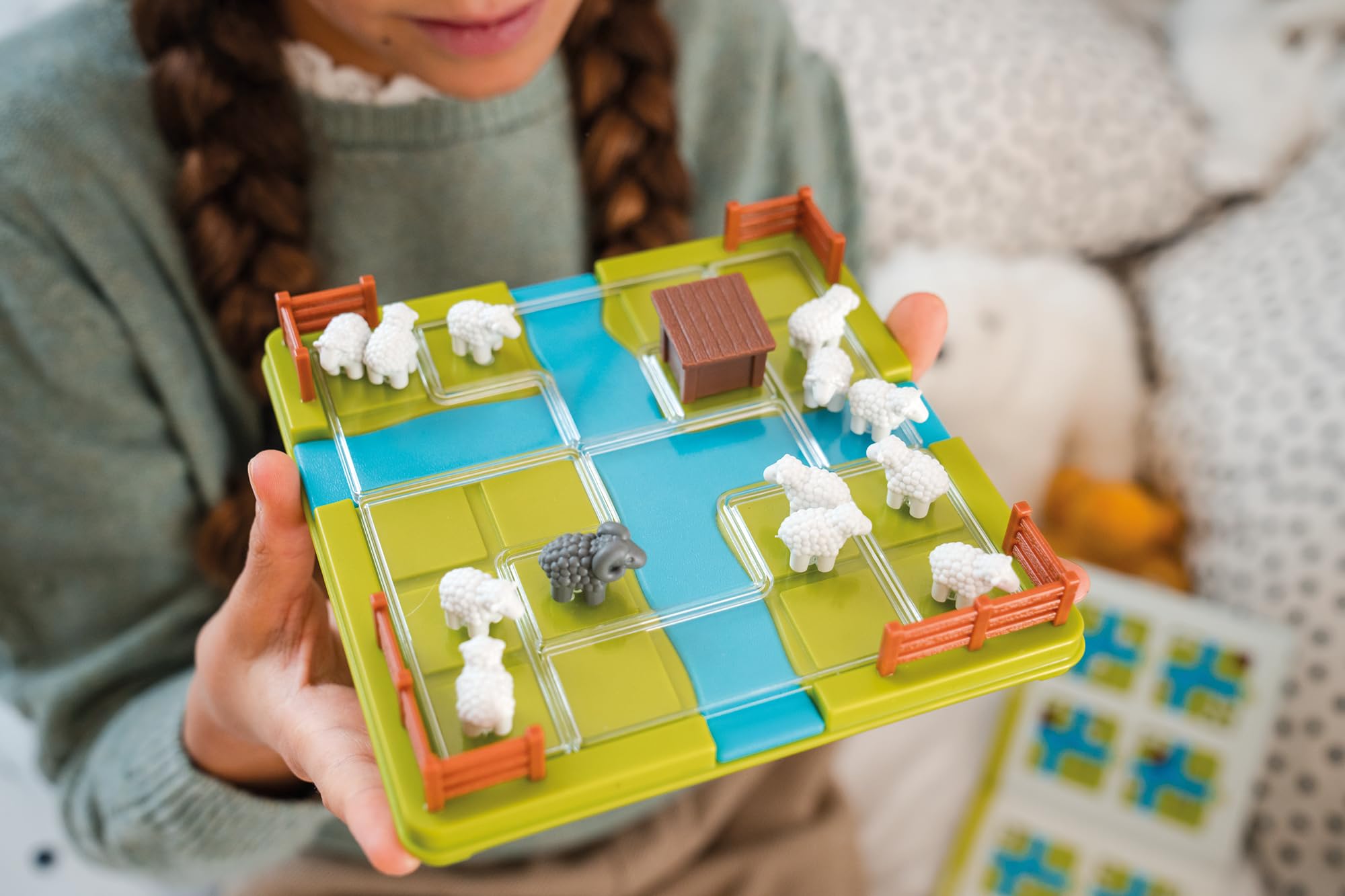 SmartGames - Contar ovejas, Juego Educativo para el Cerebro, Juego de desafío de lógica y Pensamiento multinivel, 1 Jugador, tamaño de Viaje, multilingüe