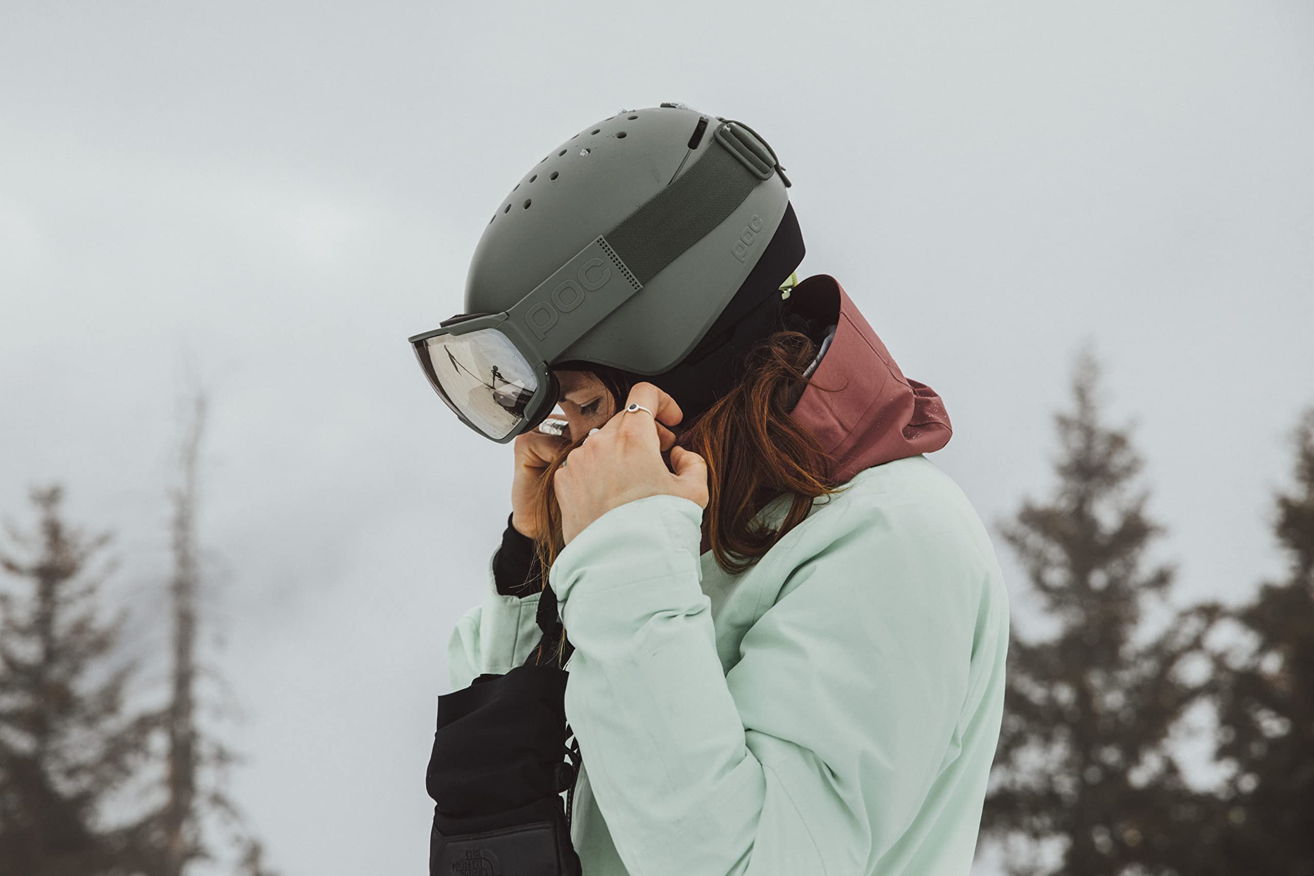 POC Meninx - Leichter und gut belüfteter Ski- und Snowboardhelm mit ABS-Schale, EPP und EPS Auskleidung für einen optimierten Schutz auf der Skipiste und beim Freeriden