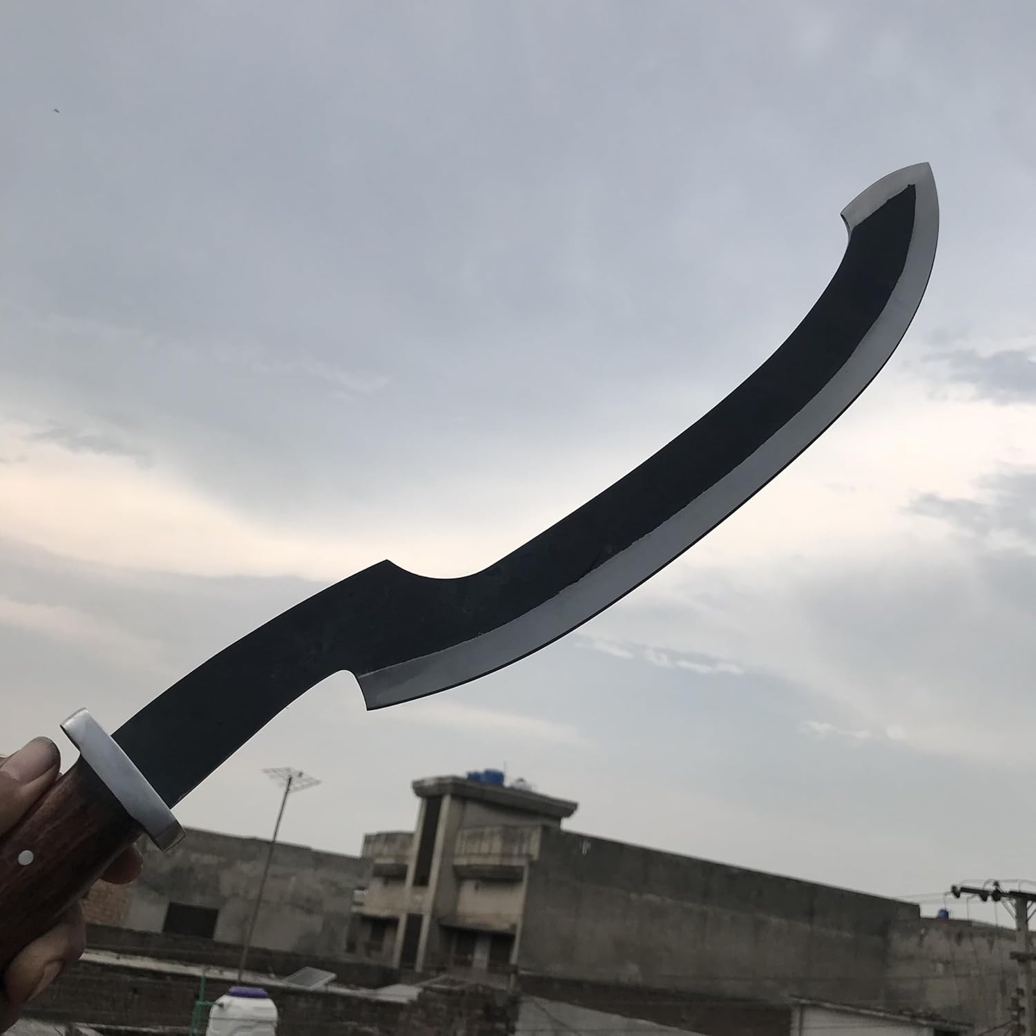 OLDZ CRAFTZ-Hand-Forged Ancient Egyptian Khopesh Sword Replica, High Carbon Steel Hunting Egyptian Khopesh Sword with Leather Sheath, Custom Handmade Full Tang Sword Perfect Cosplay History enthusiats