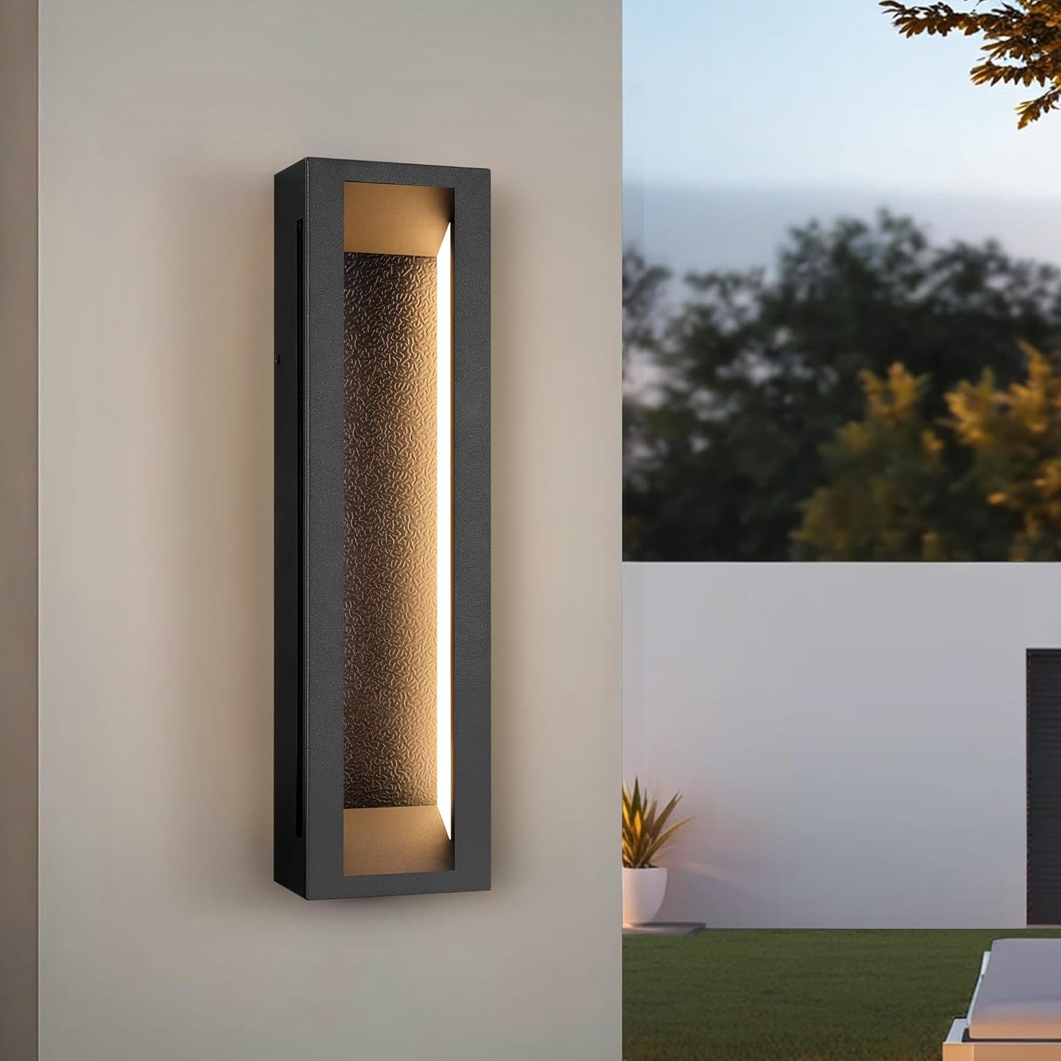 LamQee 20" Modern Outdoor Wall Lights Fixtures 3000K Integrated LED Exterior Lighting Fixtures with Rectangle Metal Frame, Anti-Rust Waterproof IP65 Outdoor Sconce Wall Mount for House Porch Garage