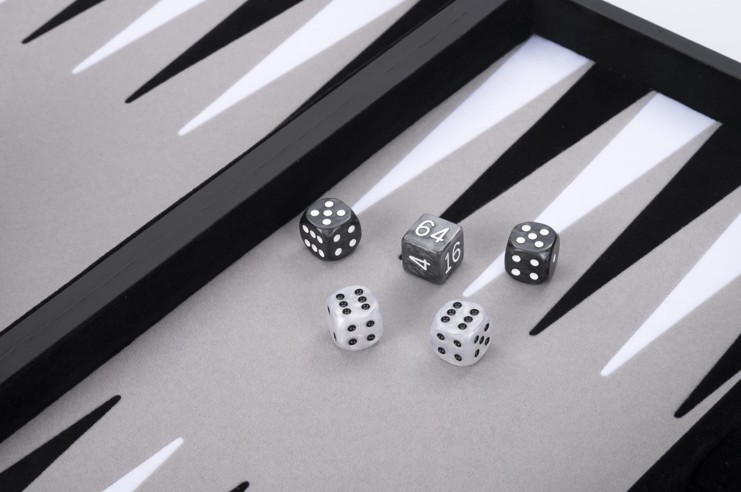 Engelhart - 250509 - Gran Backgammon de Lujo 18 Pulgadas - 45 cm - Símil Cuero & Incrustación de Fieltro - Dados & Fichas Nacaradas + 2 Cubiletes - Juego de Estrategia - Profesional & Ocio