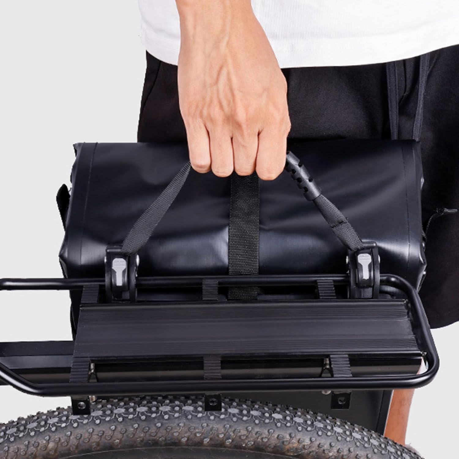 Quick-Install Lightweight Cycling Storage Bag with Antislip Belts and Reinforced Weatherproof Design Thermals Bicycles Storage Bag