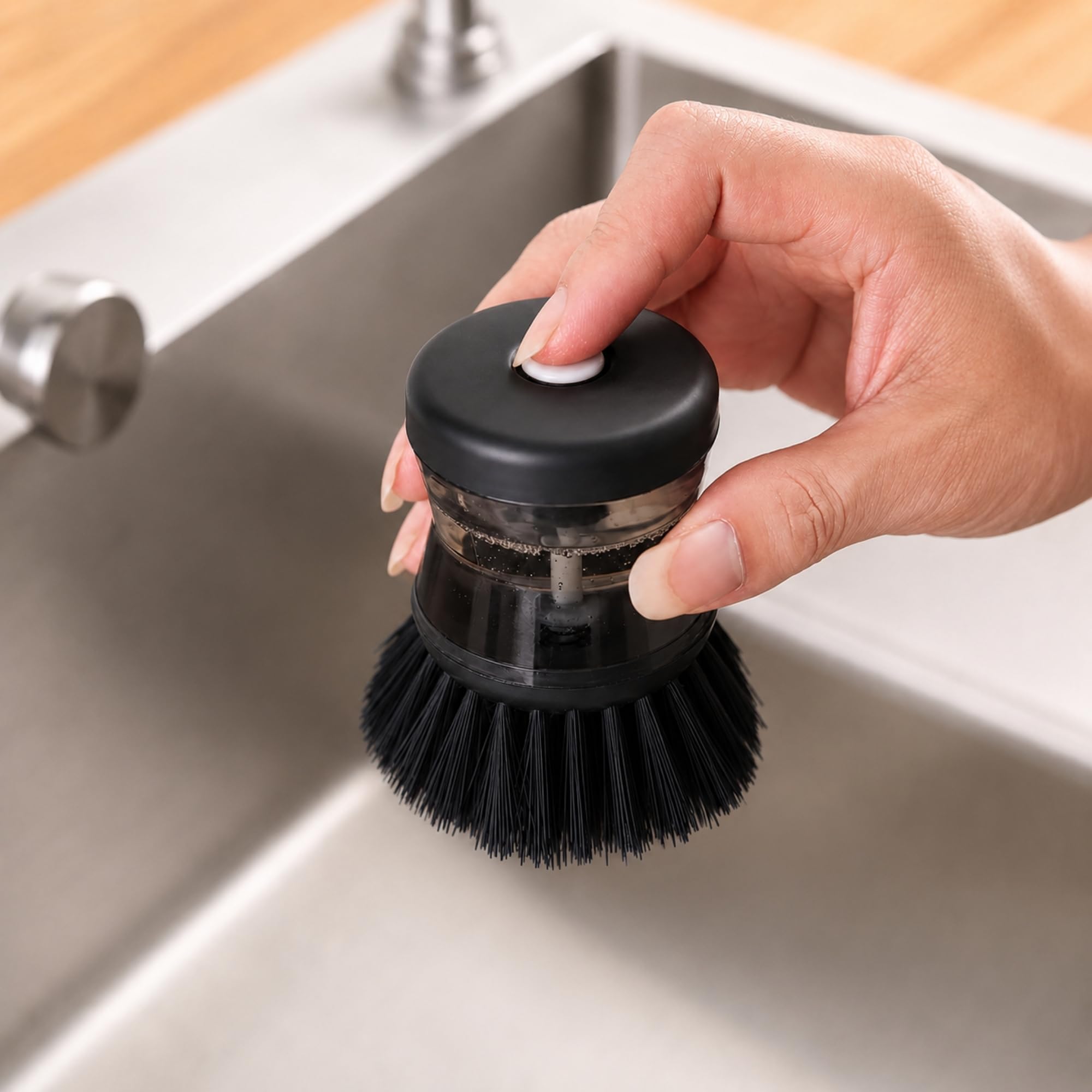 Calessier Bulaşık Fırçası, Sıvı Deterjan Hazneli Pompalı Temizlik Fırçası, Mutfak Banyo Lavabo Yıkama İçin Pratik Temizlik Aparatı