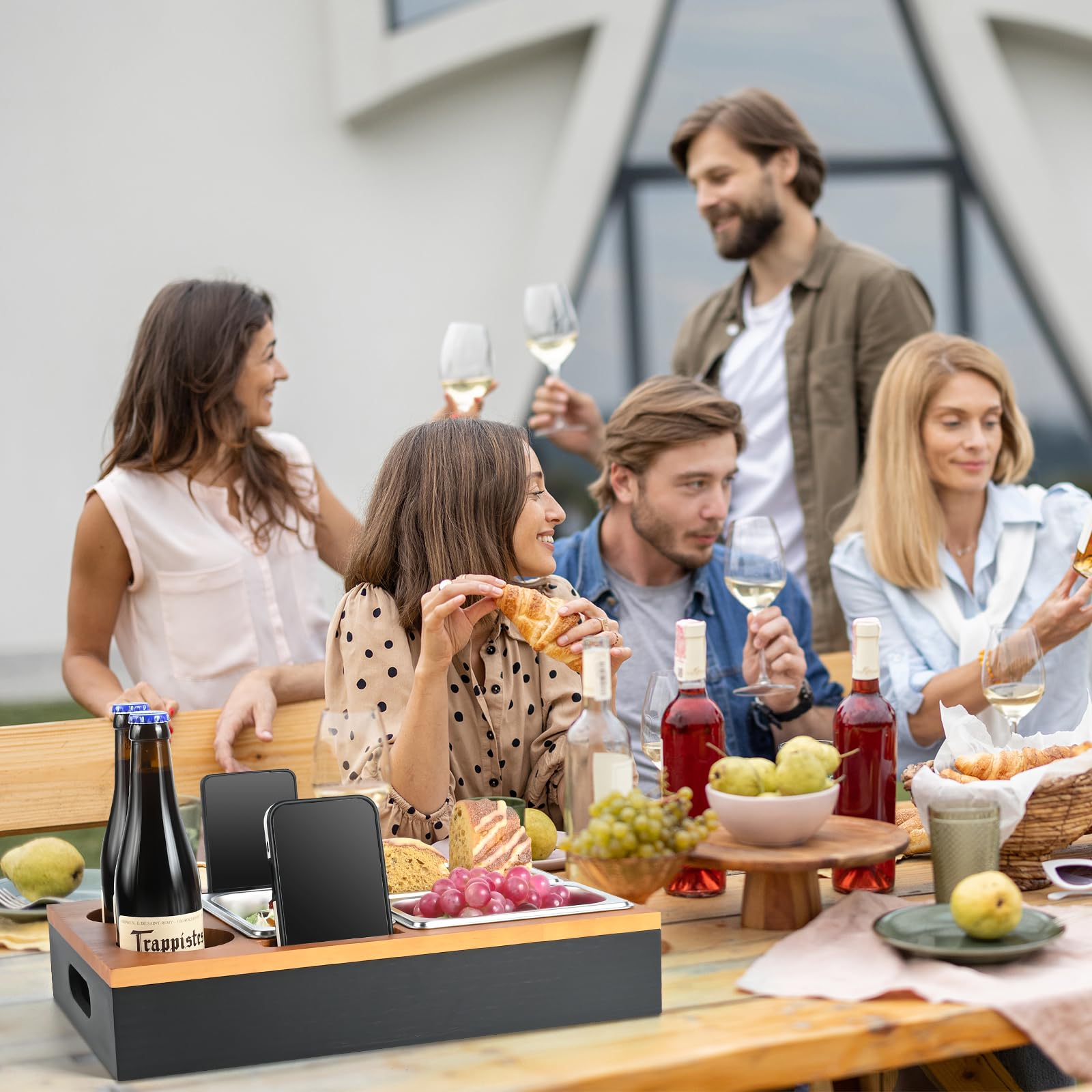 Vassoio da Divano, Euakee Porta Snack da Divano in Legno con Due Ciotole Snack Inossidabile e Portabicchieri, Vassoio da Portata Adatto per Divano del Soggiorno Picnic del Ristorante
